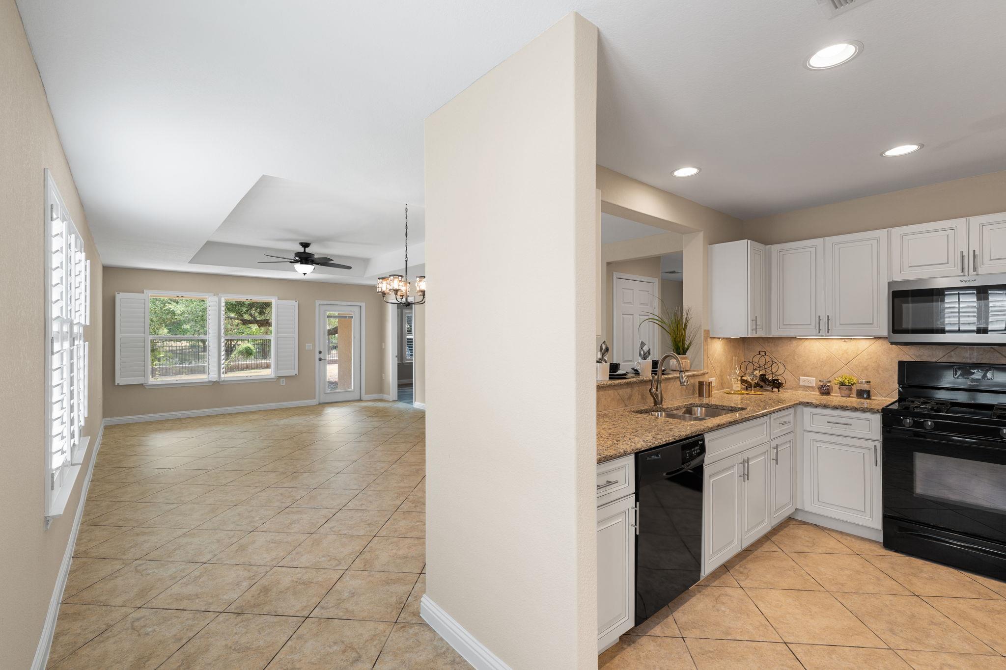 501 Sheldon Lake DR — photo 5
