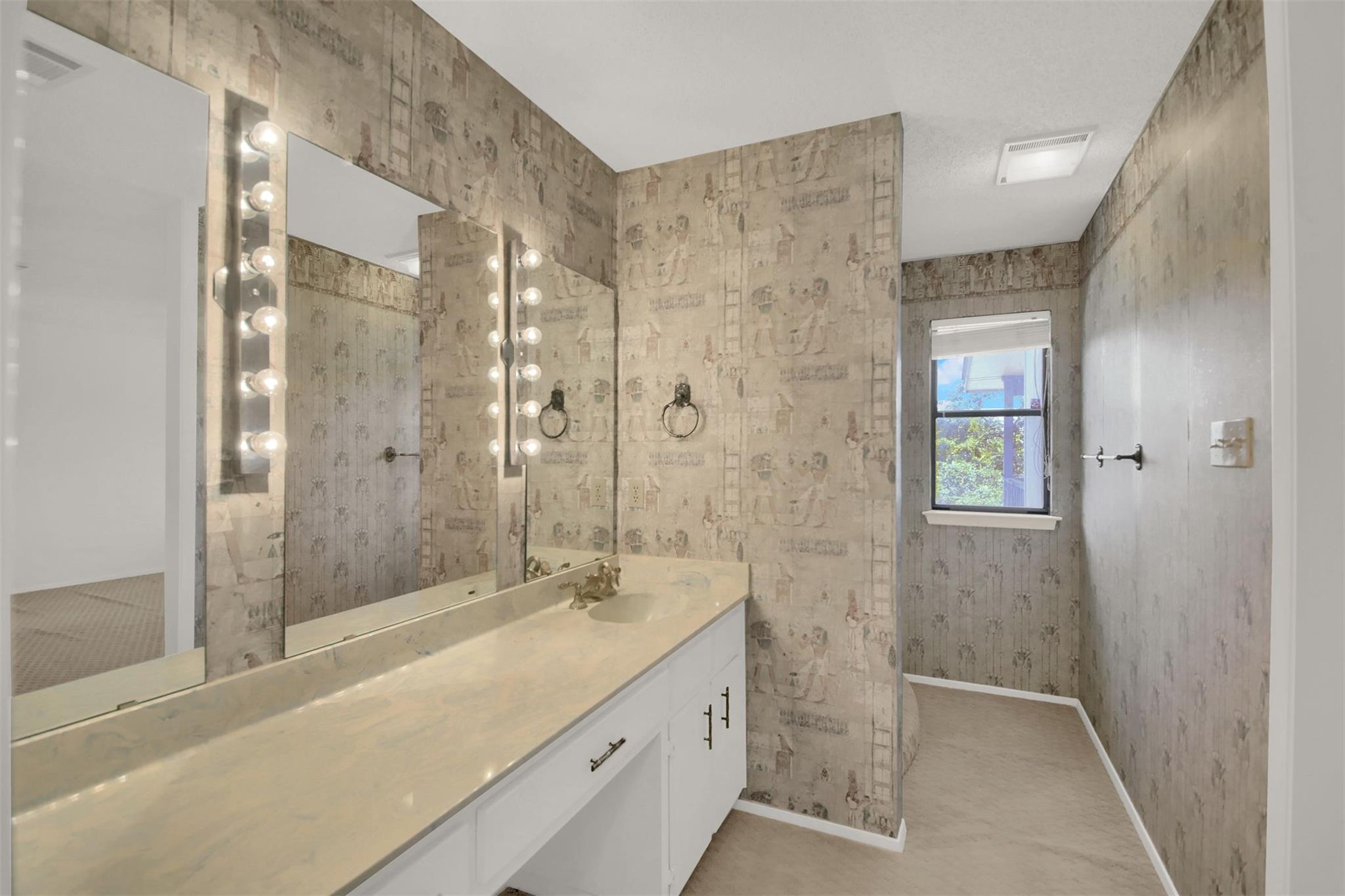 149 Lakewood TRL — photo 4