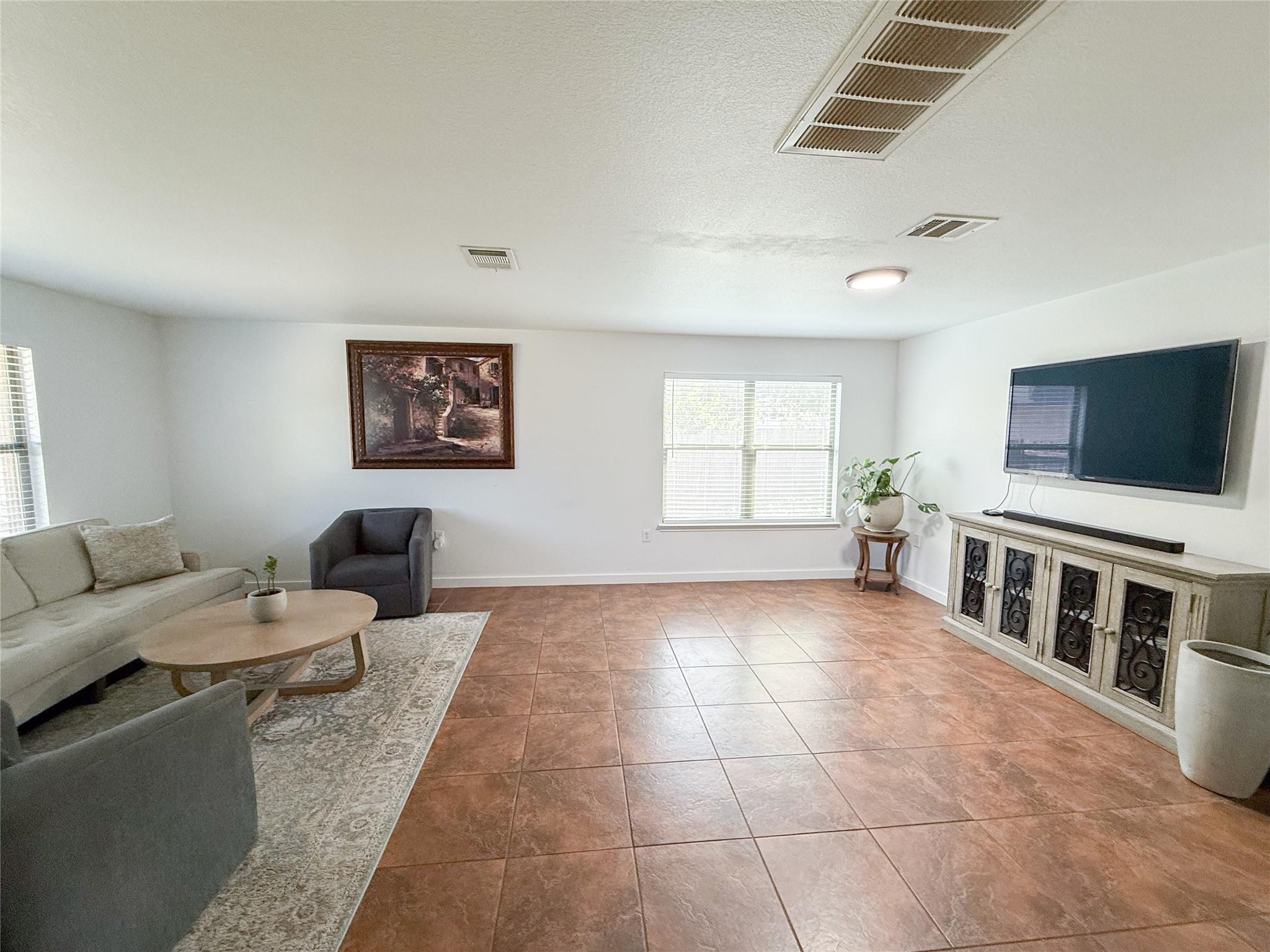 6508 Eudora CV — photo 5