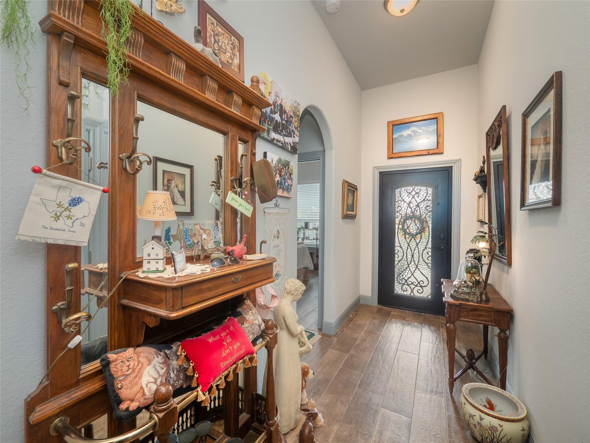 308 Buckhorn DR — photo 3