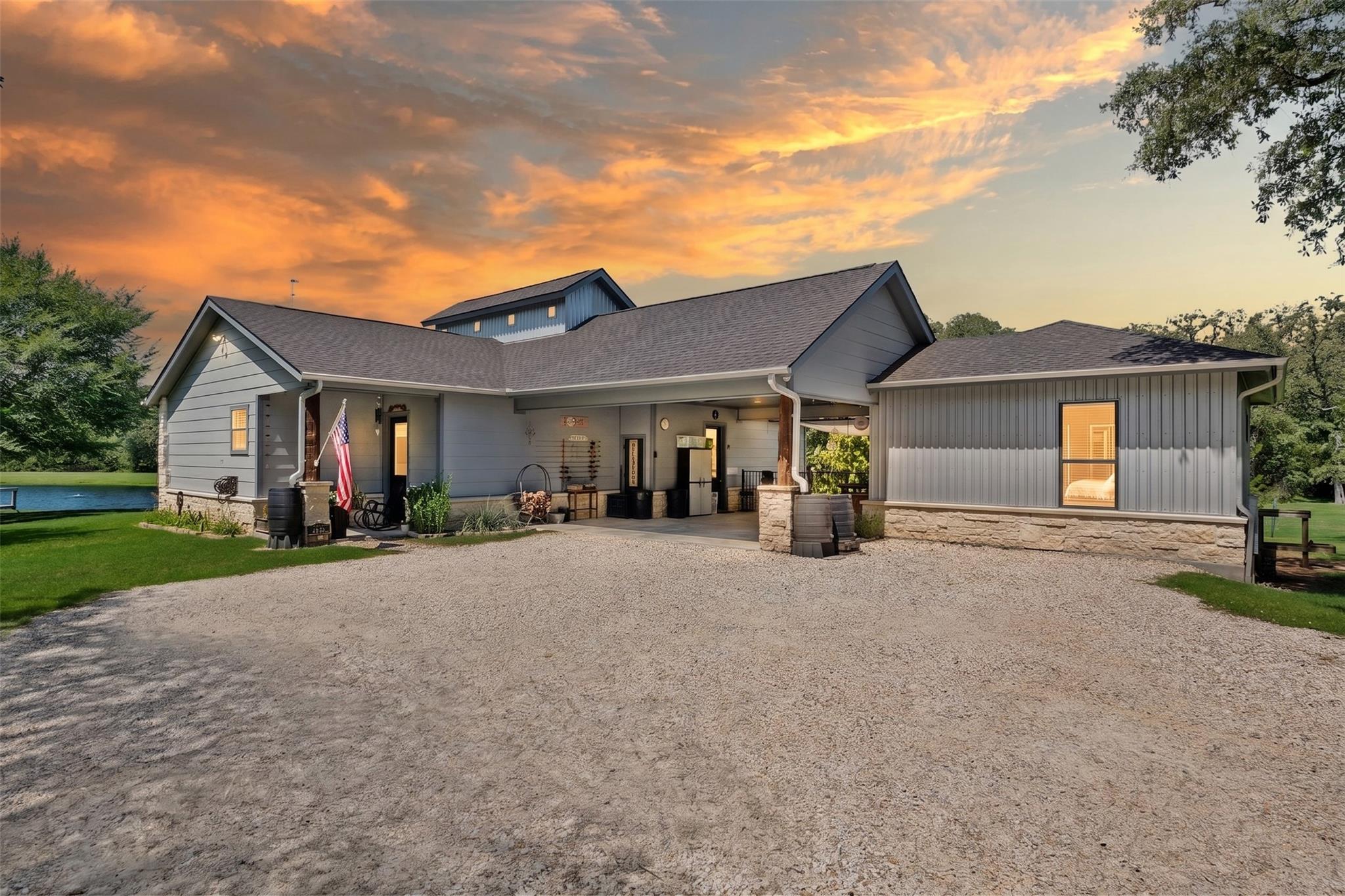 214 Private Road 7055 — photo 4