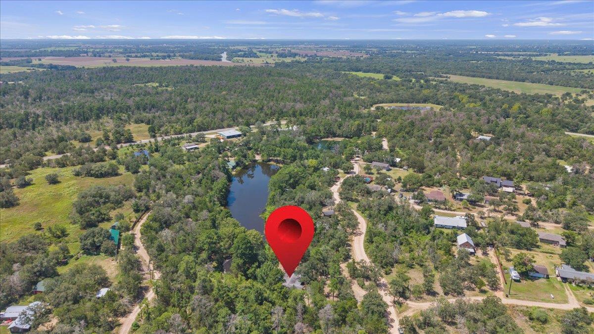463 Clear Lake DR — photo 4