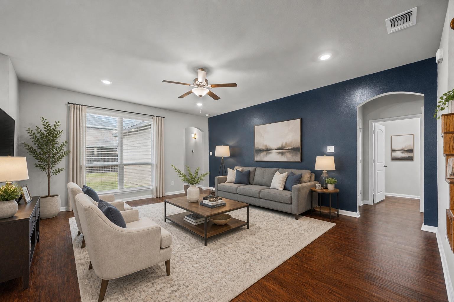 811 Clanton CV — photo 4