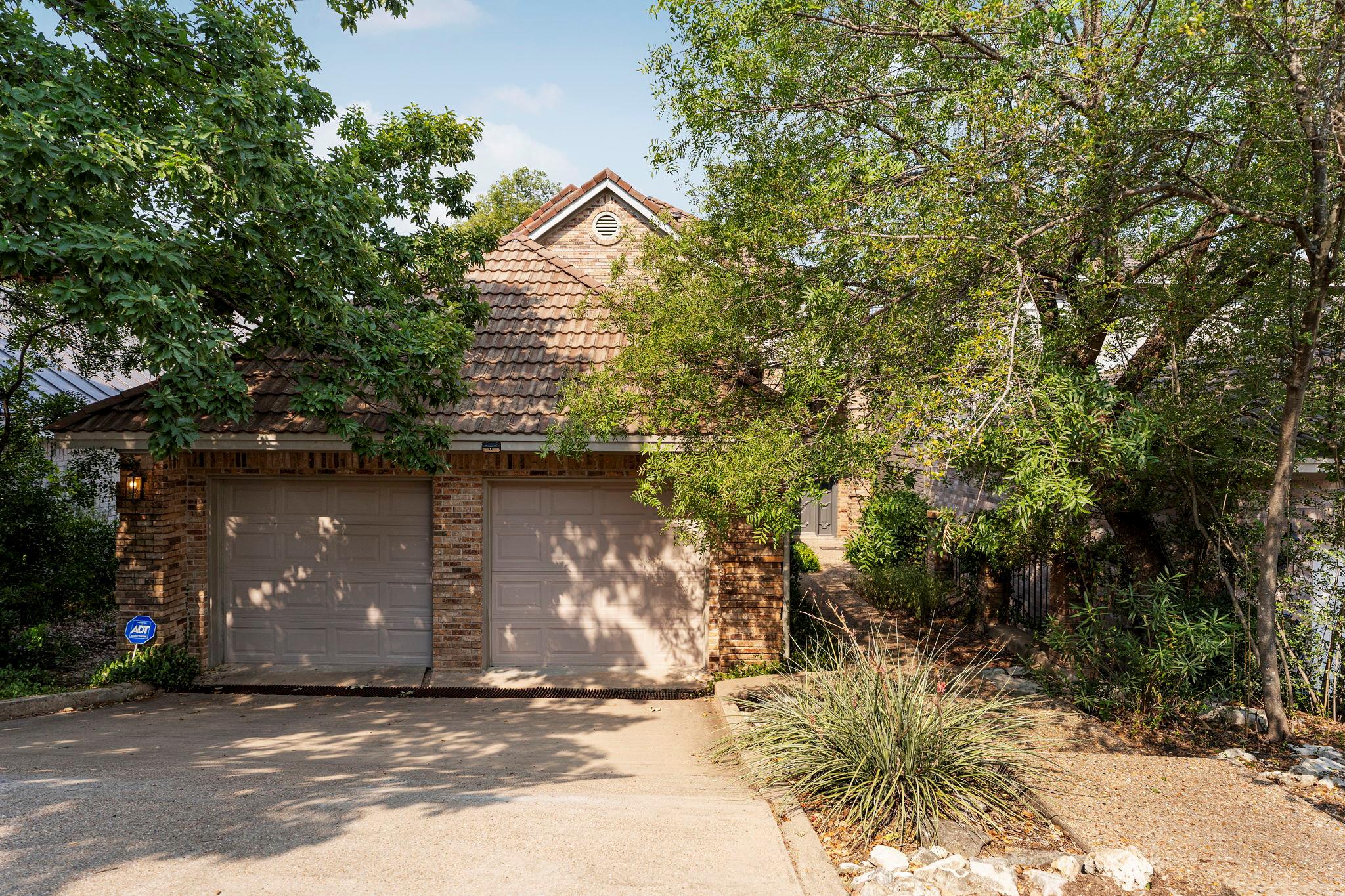 5914 West PL — photo 4