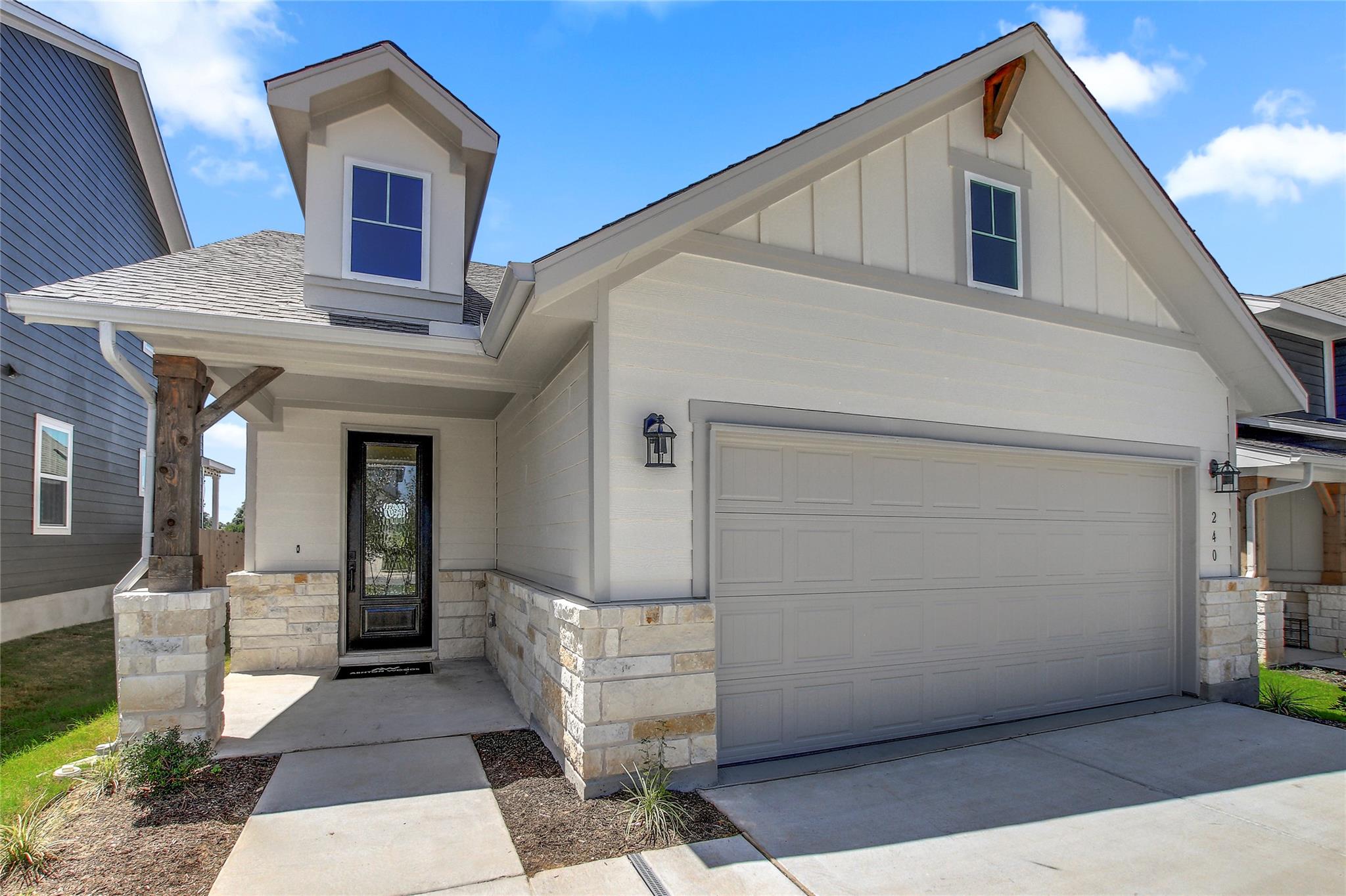 240 Denali WAY — photo 3