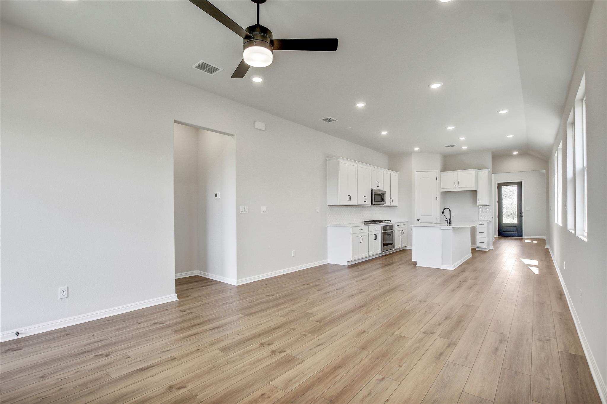 240 Denali WAY — photo 4