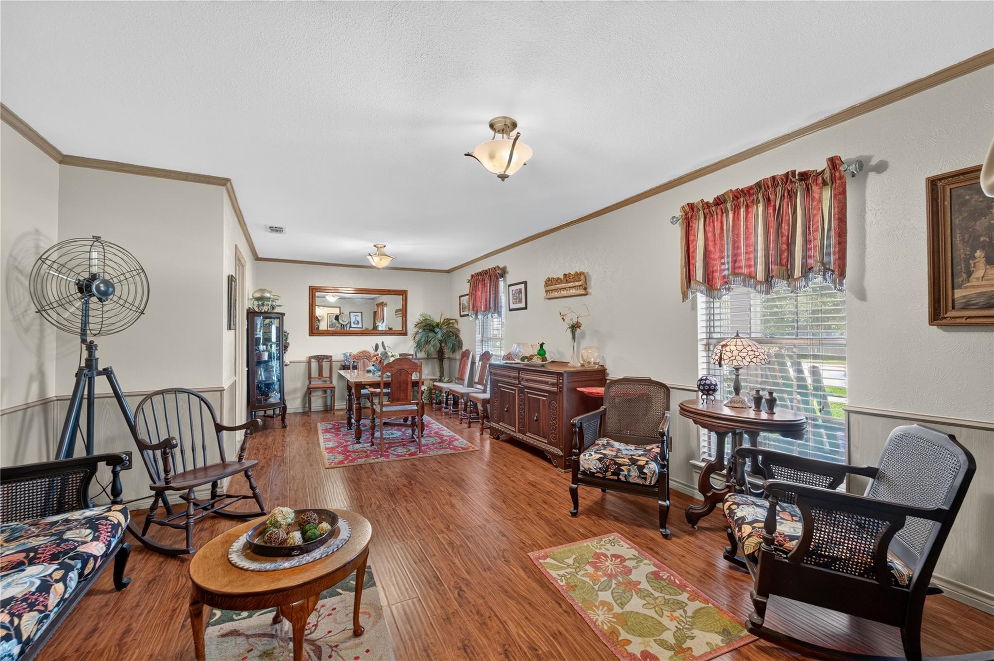 602 Lydia DR — photo 4