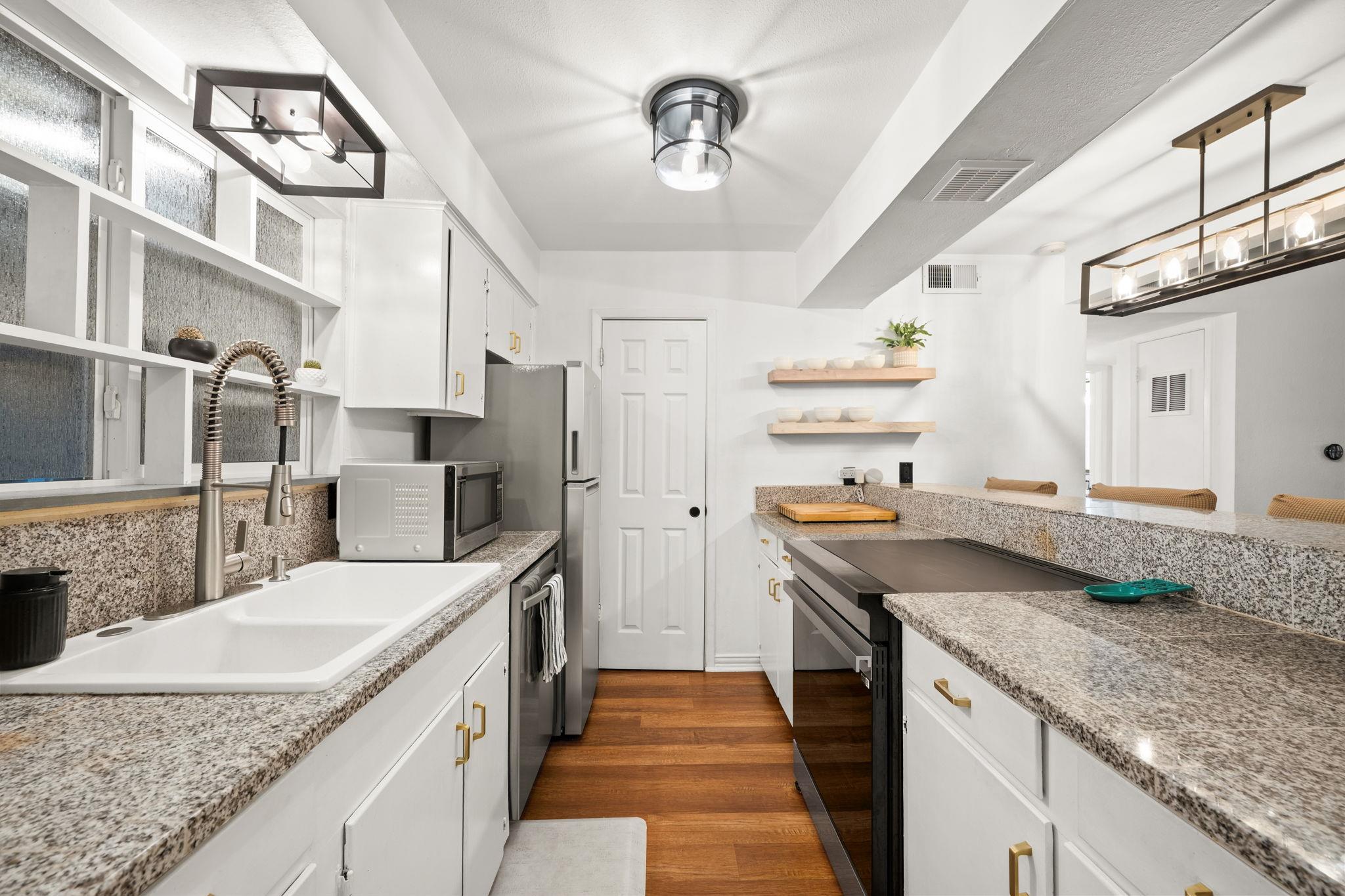 2208 Enfield RD #107 — photo 5