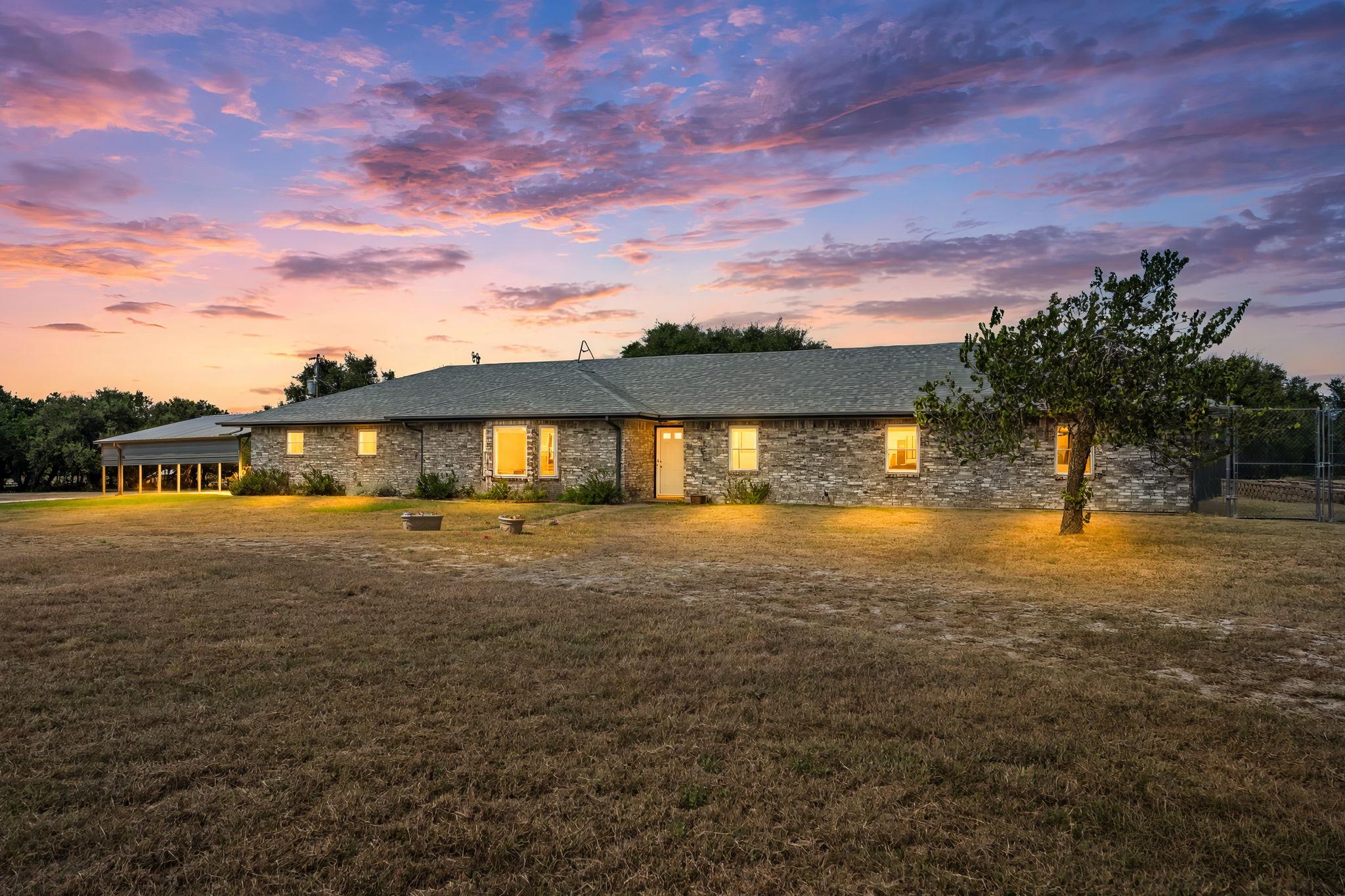 851 San Gabriel DR