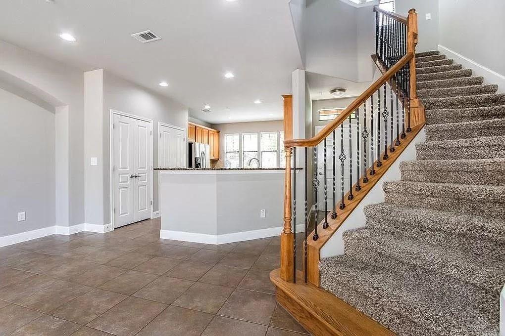 6705 Covered Bridge DR #26 — photo 4