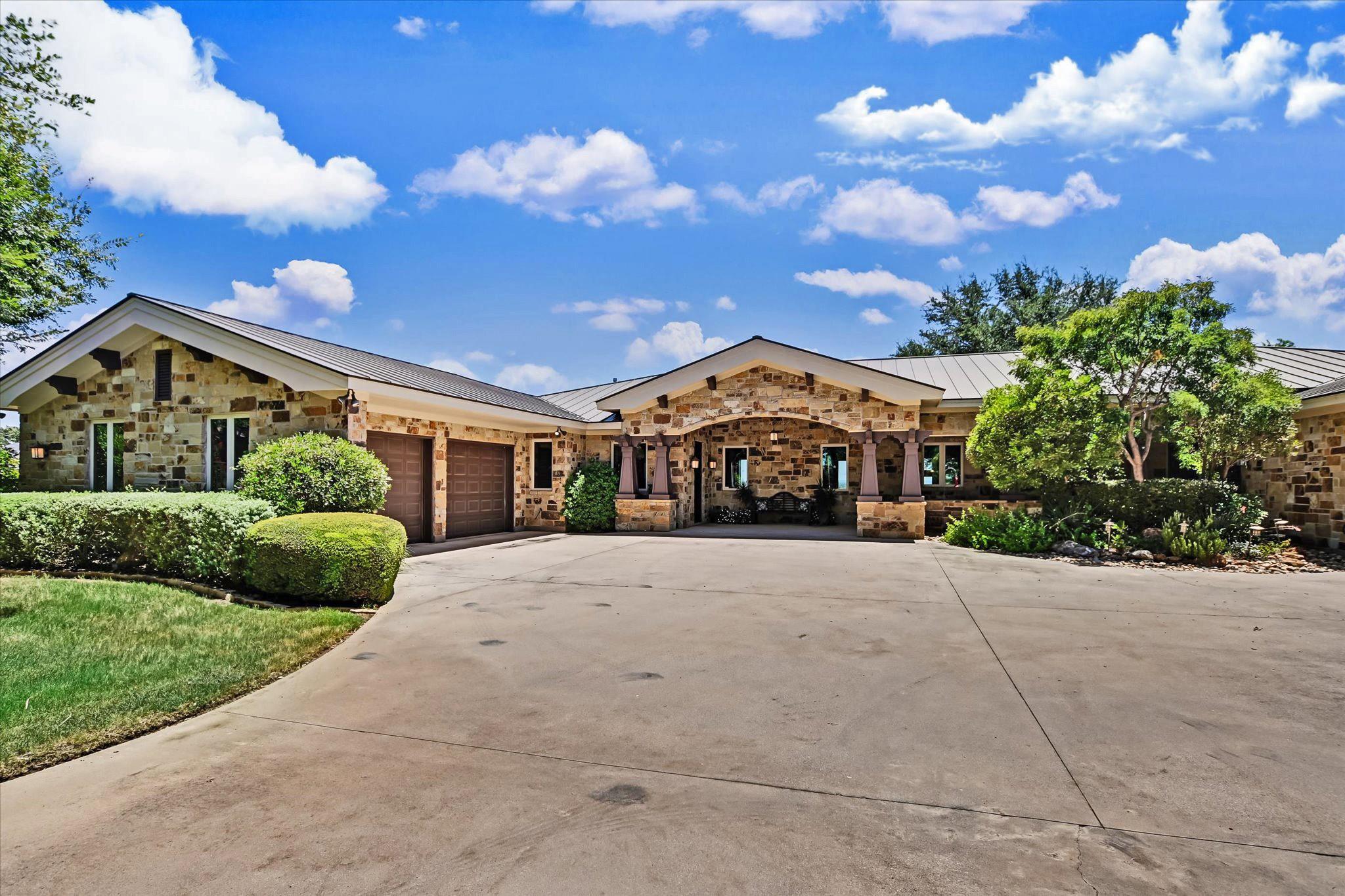 2803 Ranch Road 2831 — photo 4