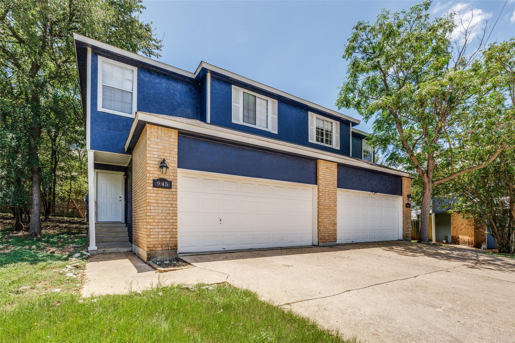 945-947 Sagewood TRL — photo 3