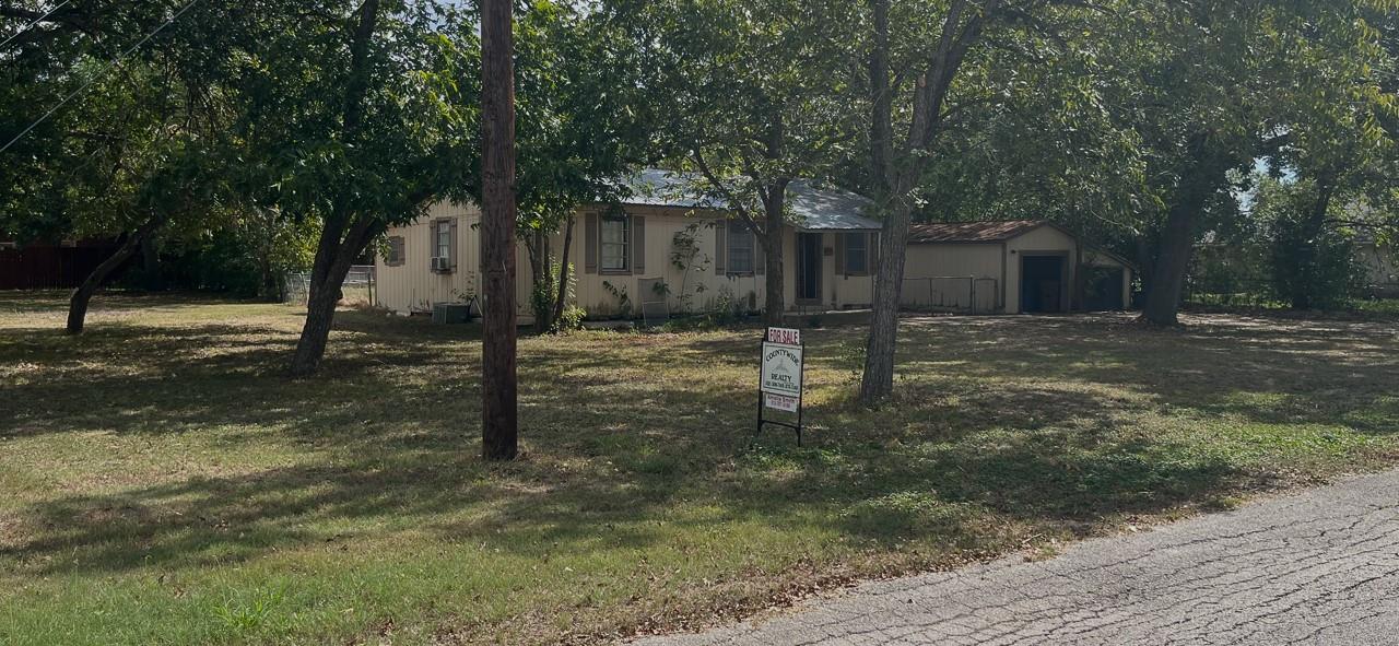 706 Live Oak ST — photo 4