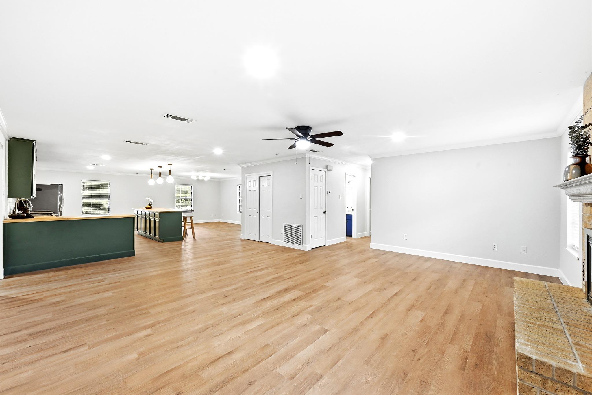 295 OAK CREEK CIR — photo 5