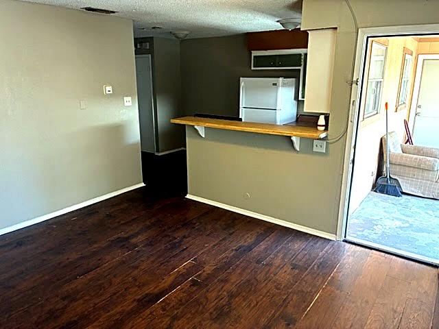 210 N Vanderveer ST #7 — photo 3