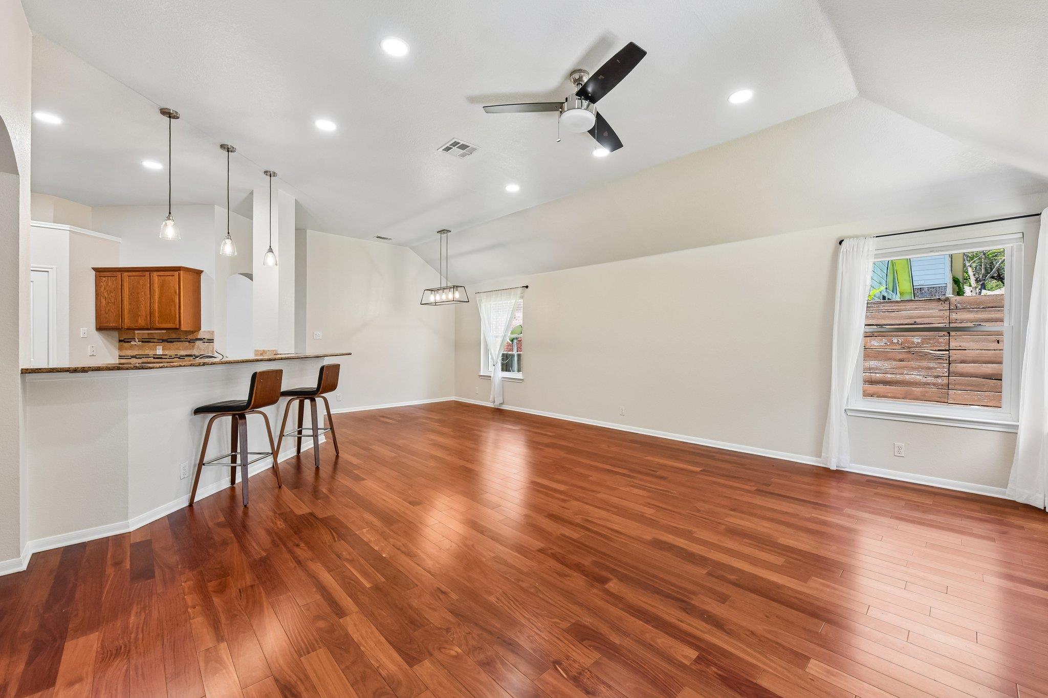 5958 Salcon Cliff DR — photo 4