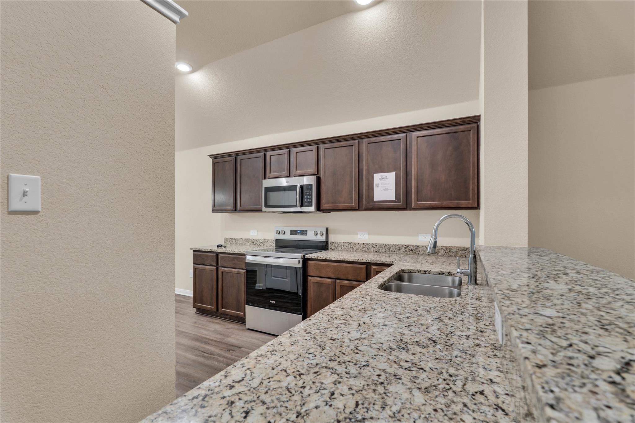 6407 Hercules Ave — photo 4