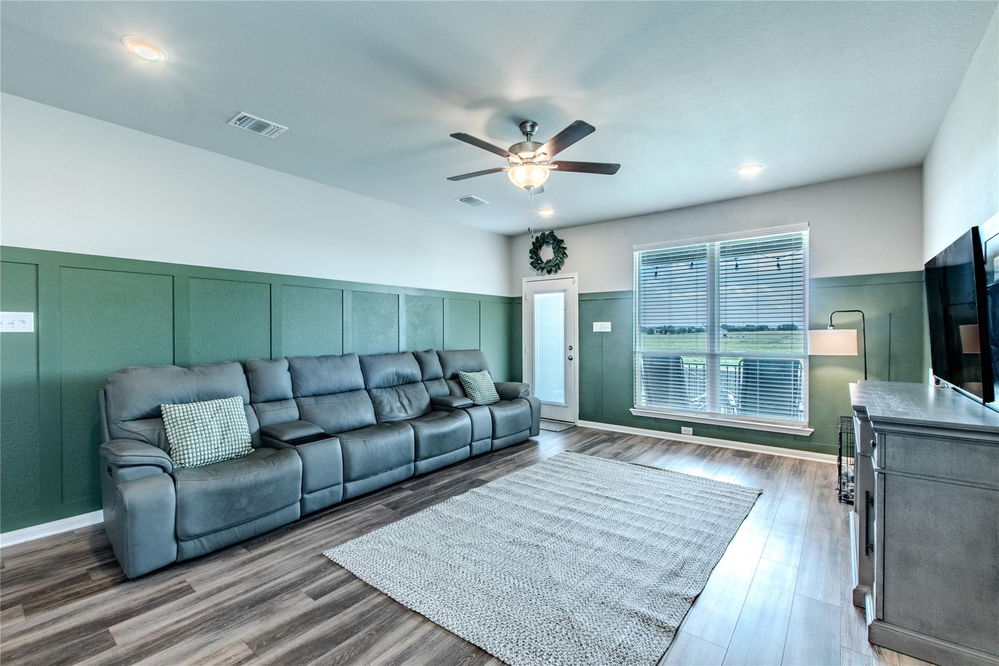 7514 Broadmoor CV — photo 5