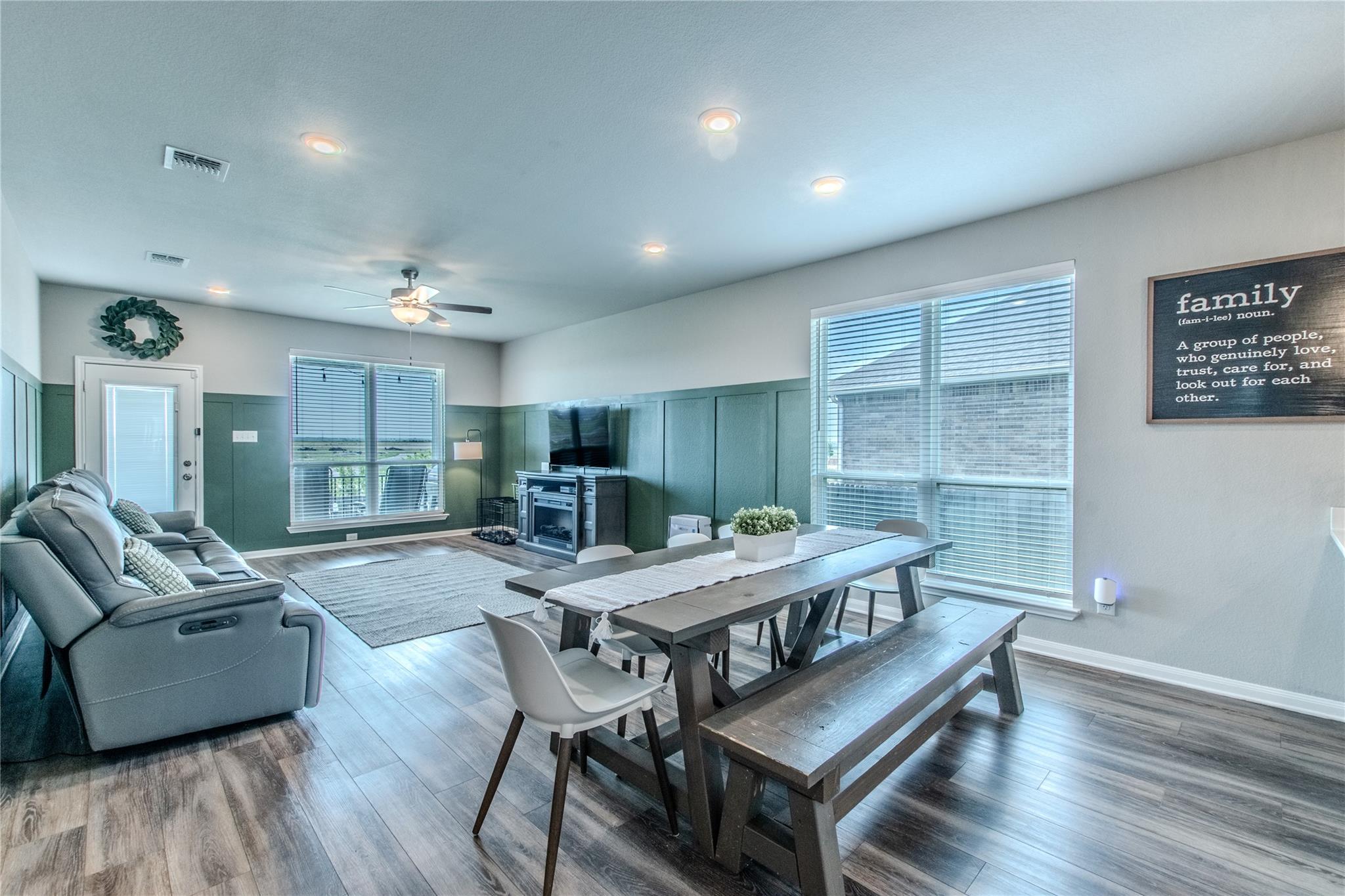7514 Broadmoor CV — photo 3
