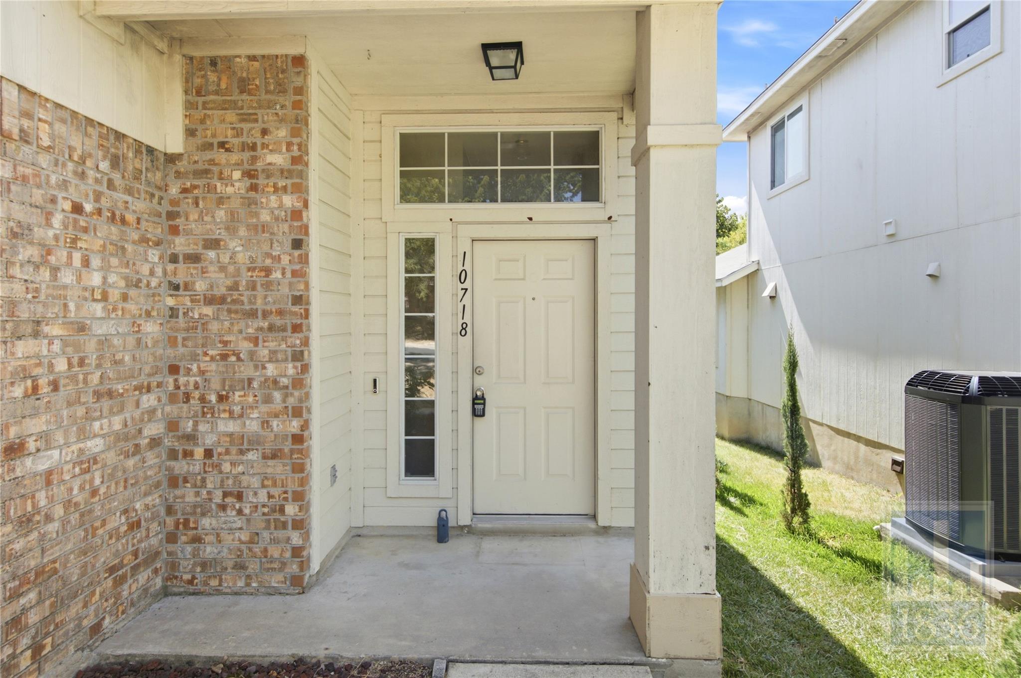 10718 Claywood DR — photo 5