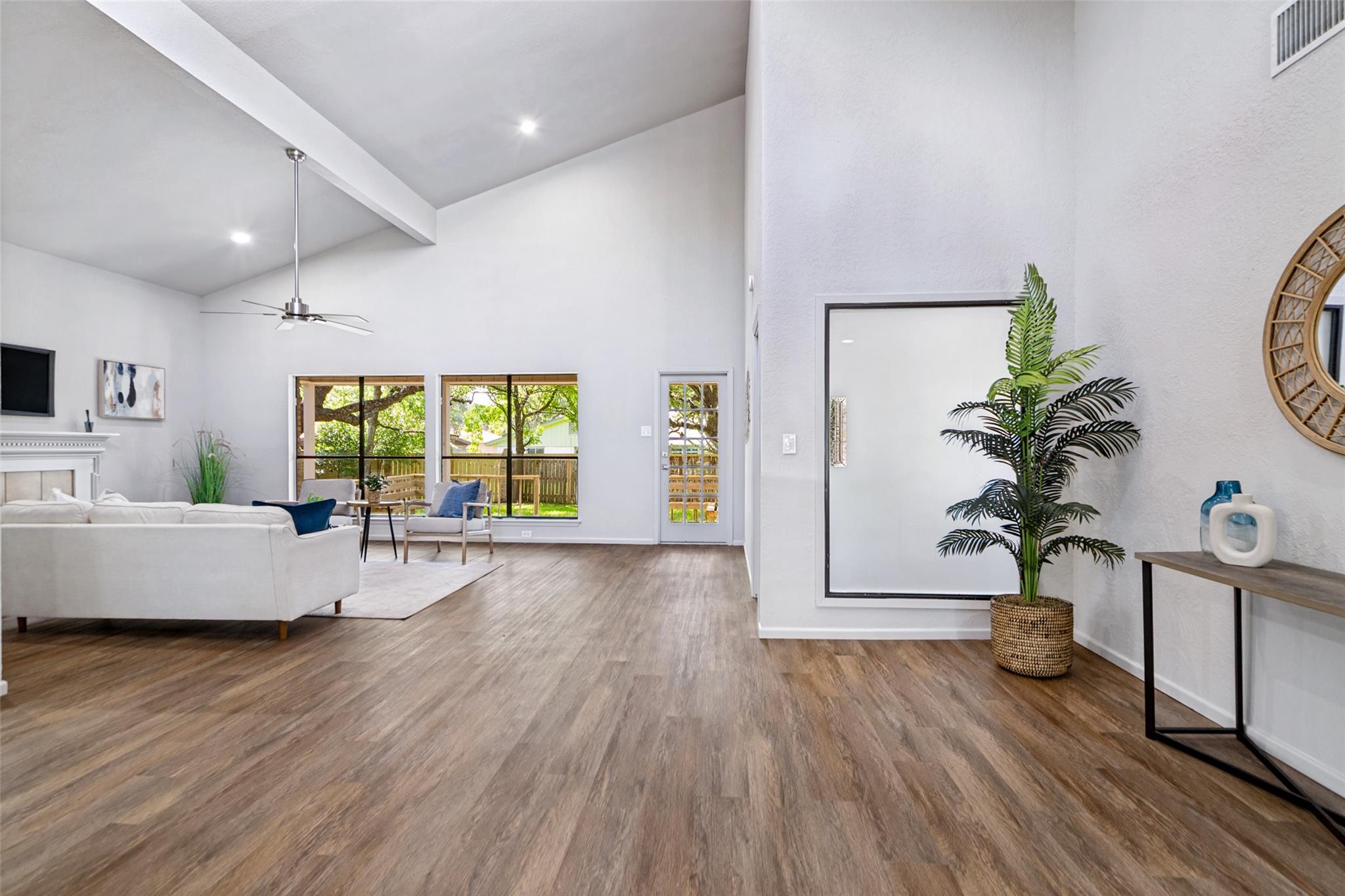 4258 Tall Elm Woods — photo 3