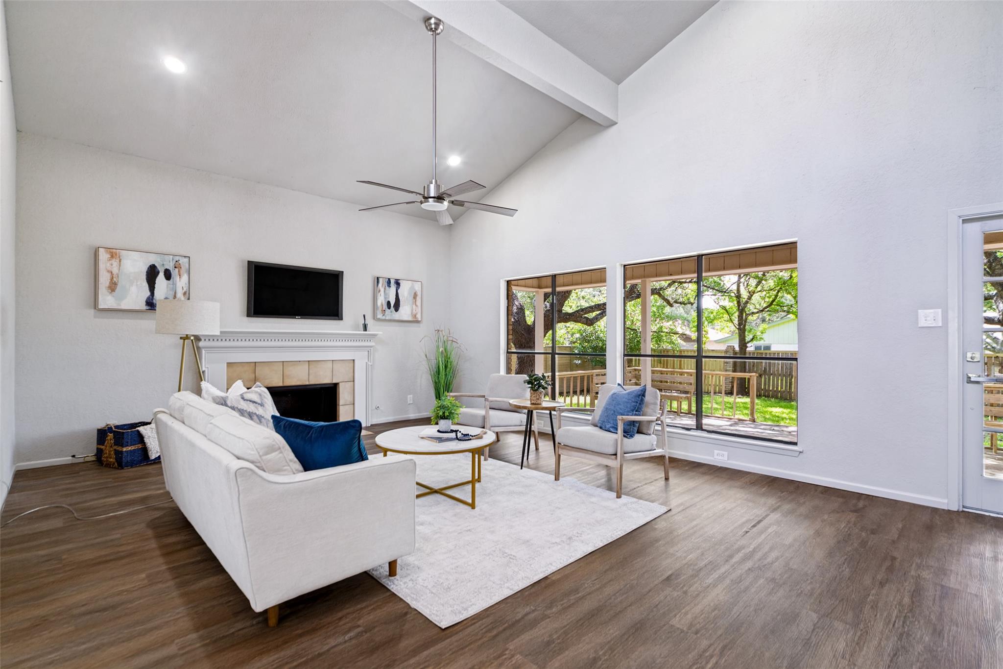 4258 Tall Elm Woods — photo 4