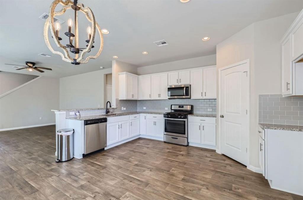 324 Sandhill Piper ST — photo 5