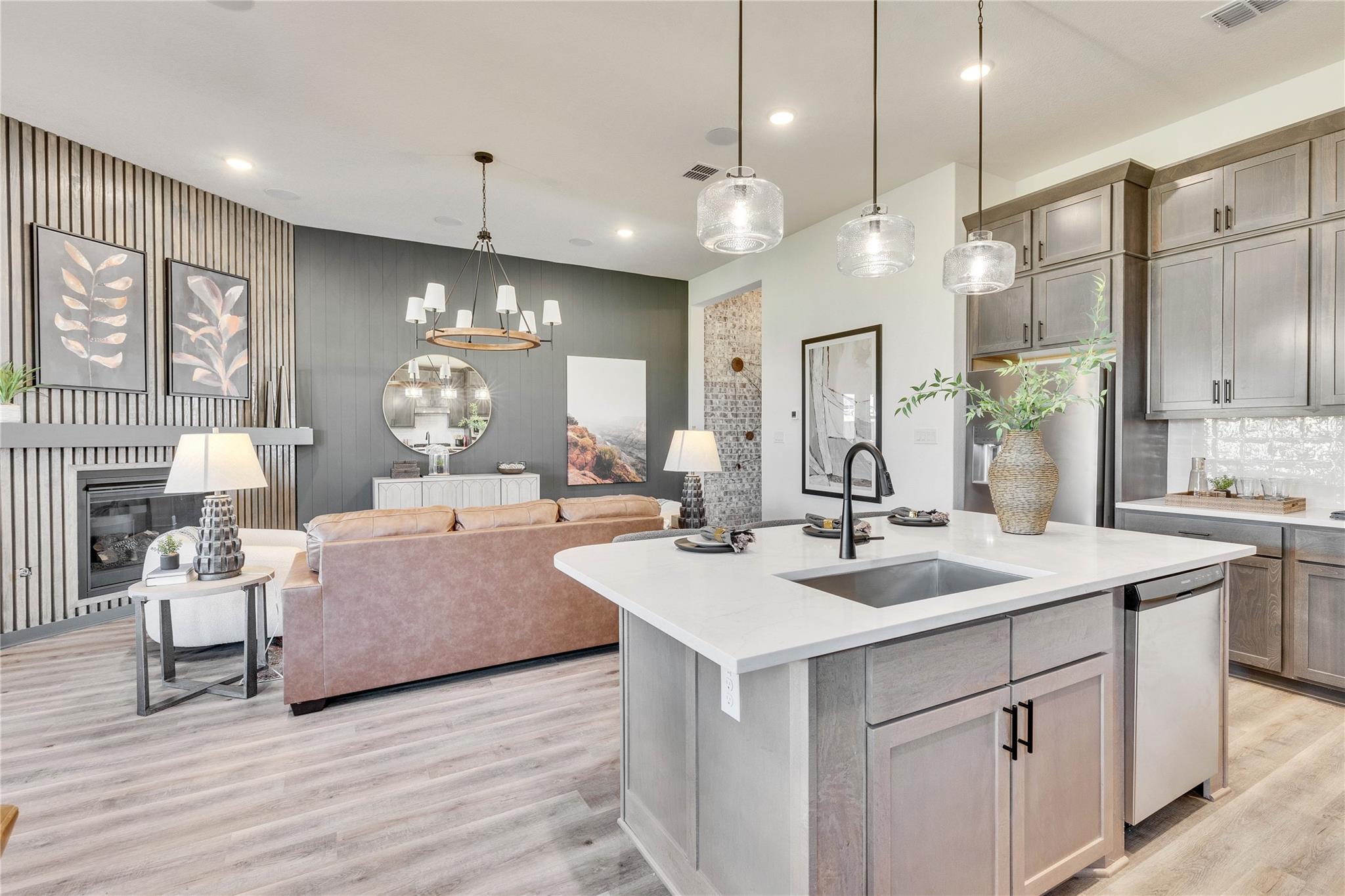 105 Edgemoor CV — photo 4
