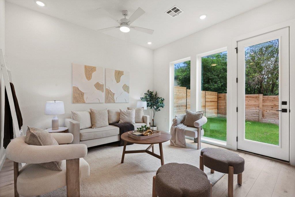 401 Bluff DR #10101 — photo 3