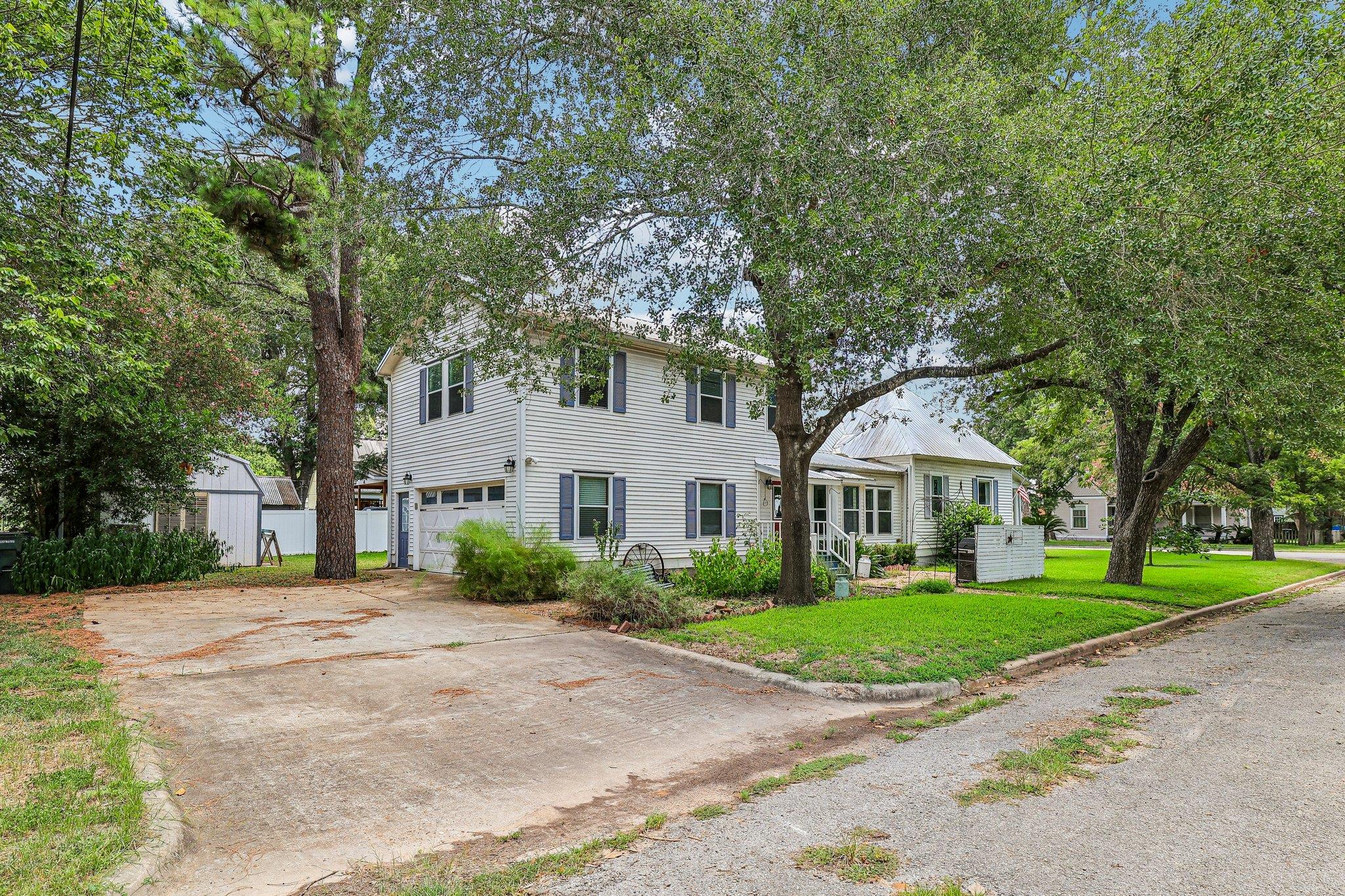 601 Garwood ST — photo 3