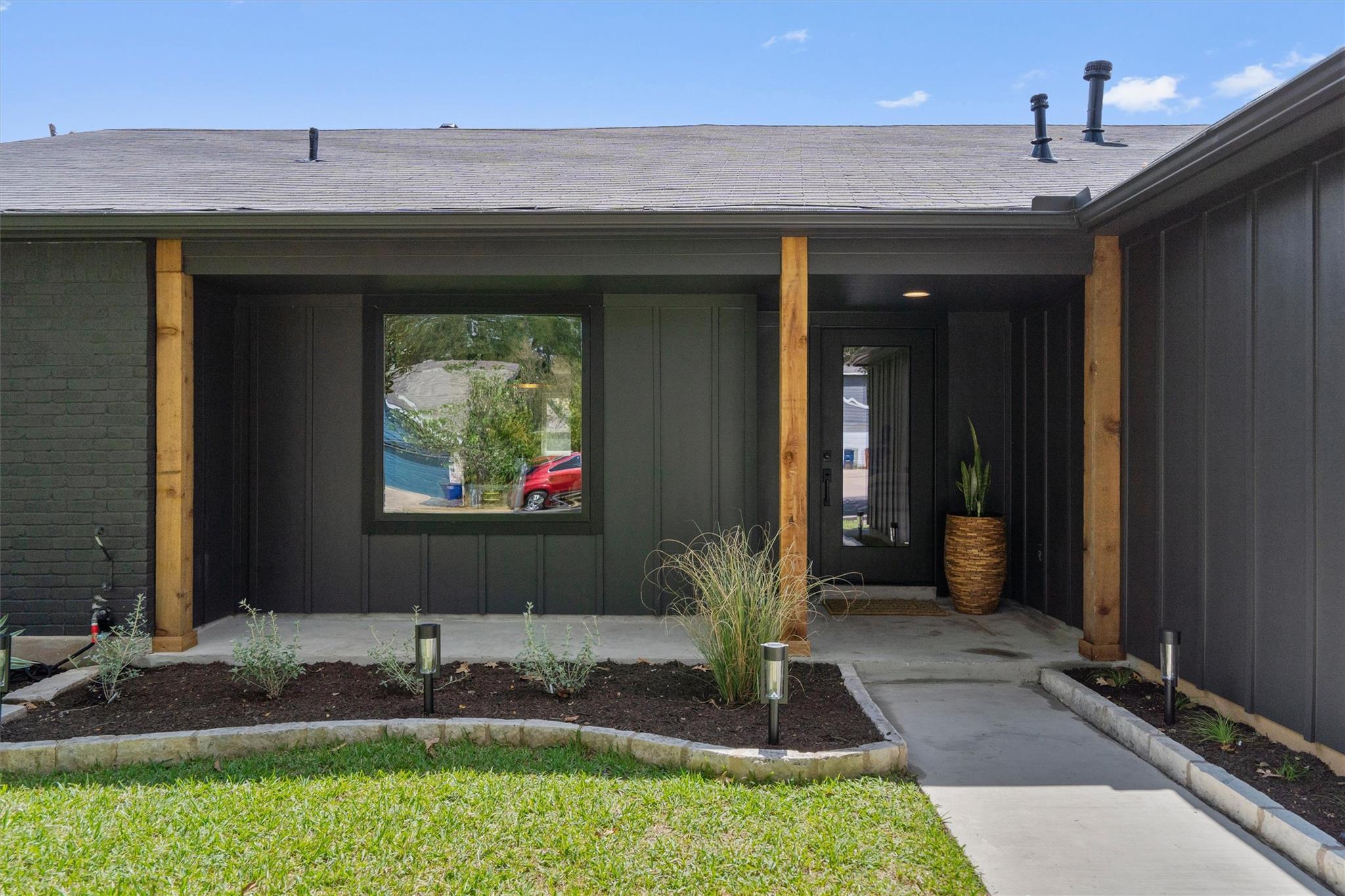 2713 Inridge DR — photo 4
