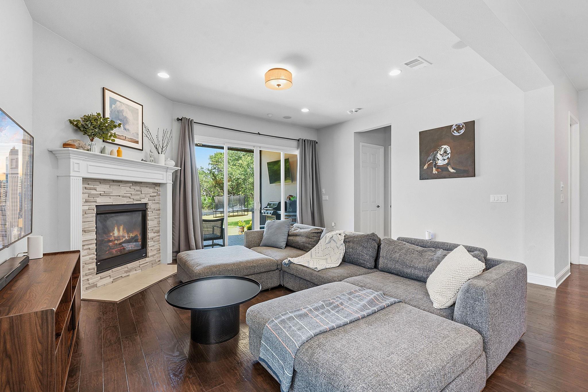7124 Calpe DR — photo 5