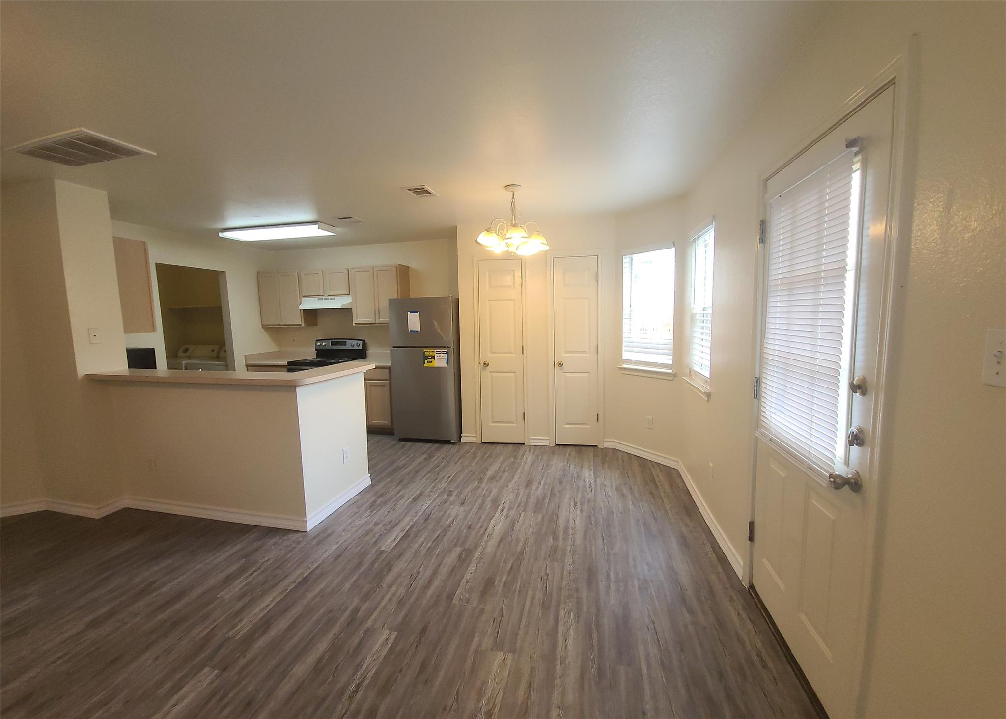 132 Cedargrove — photo 4