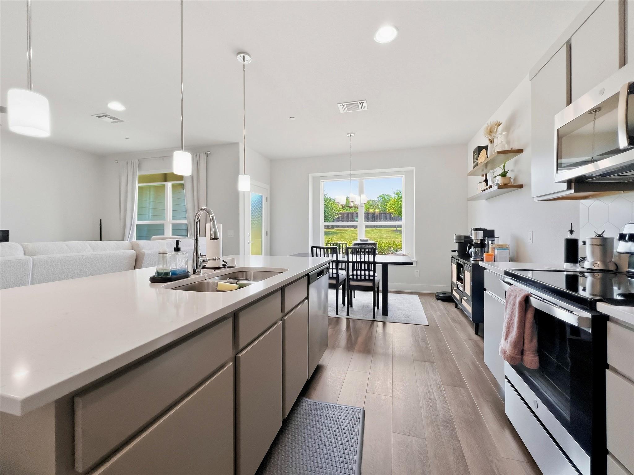 1516 Roseburg DR #70 — photo 5