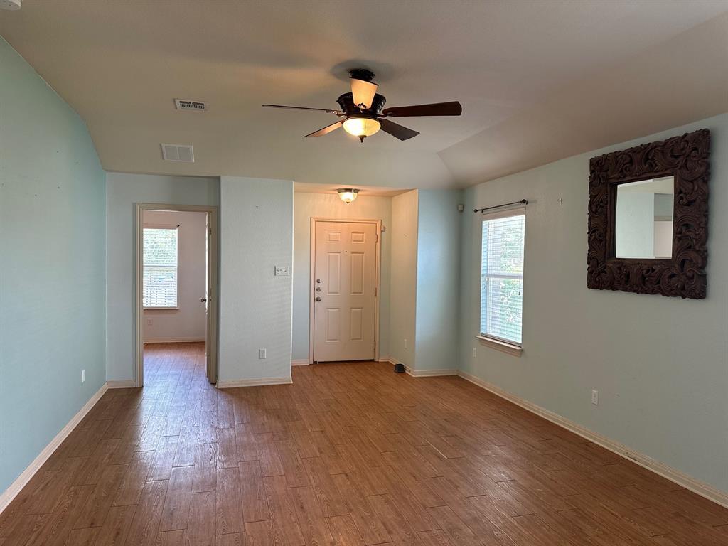 218 Wild Cat DR — photo 3