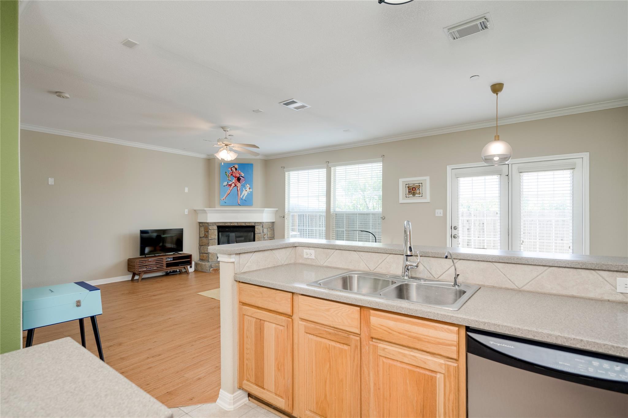 1101 Parmer LN #315 — photo 5