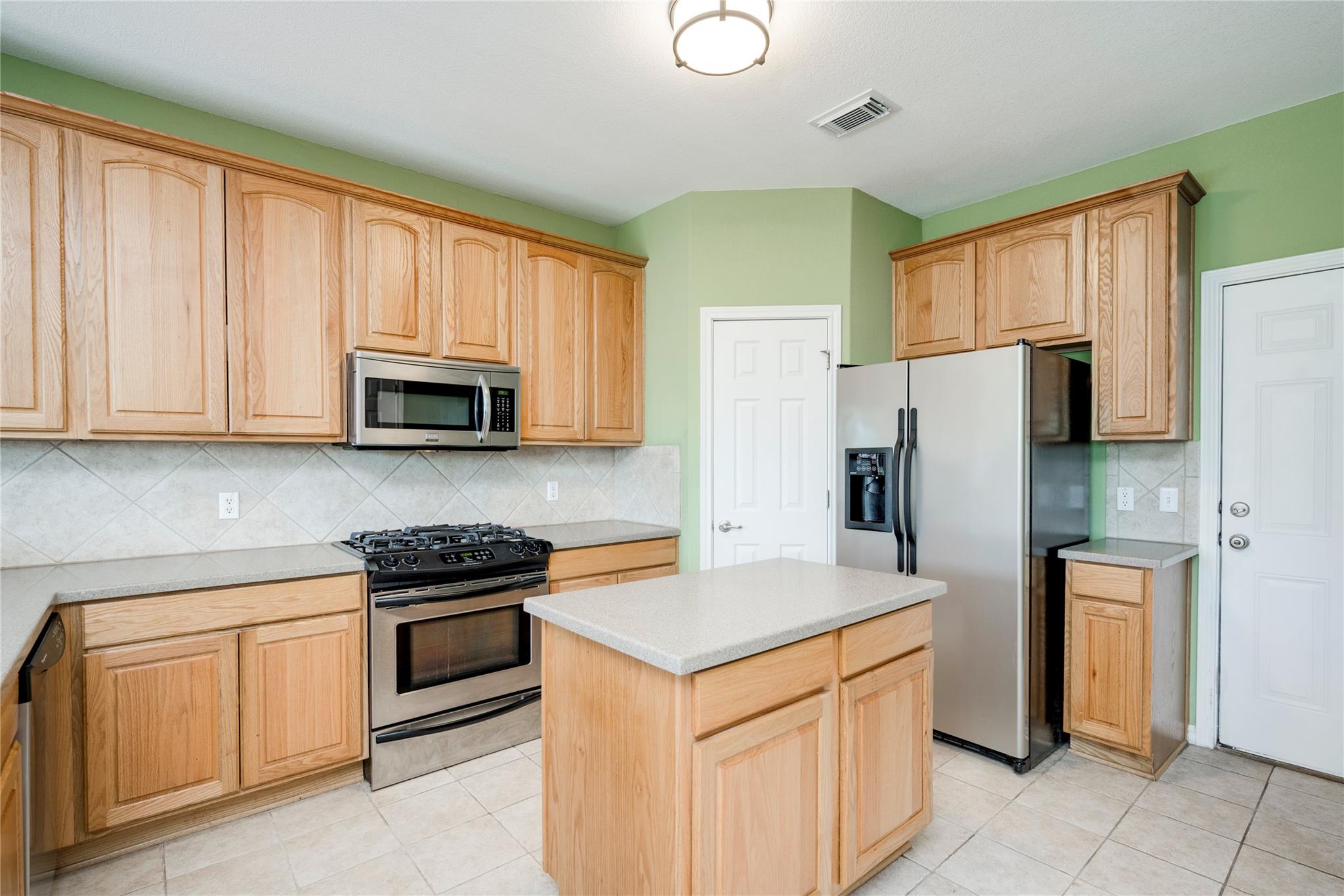 1101 Parmer LN #315 — photo 4