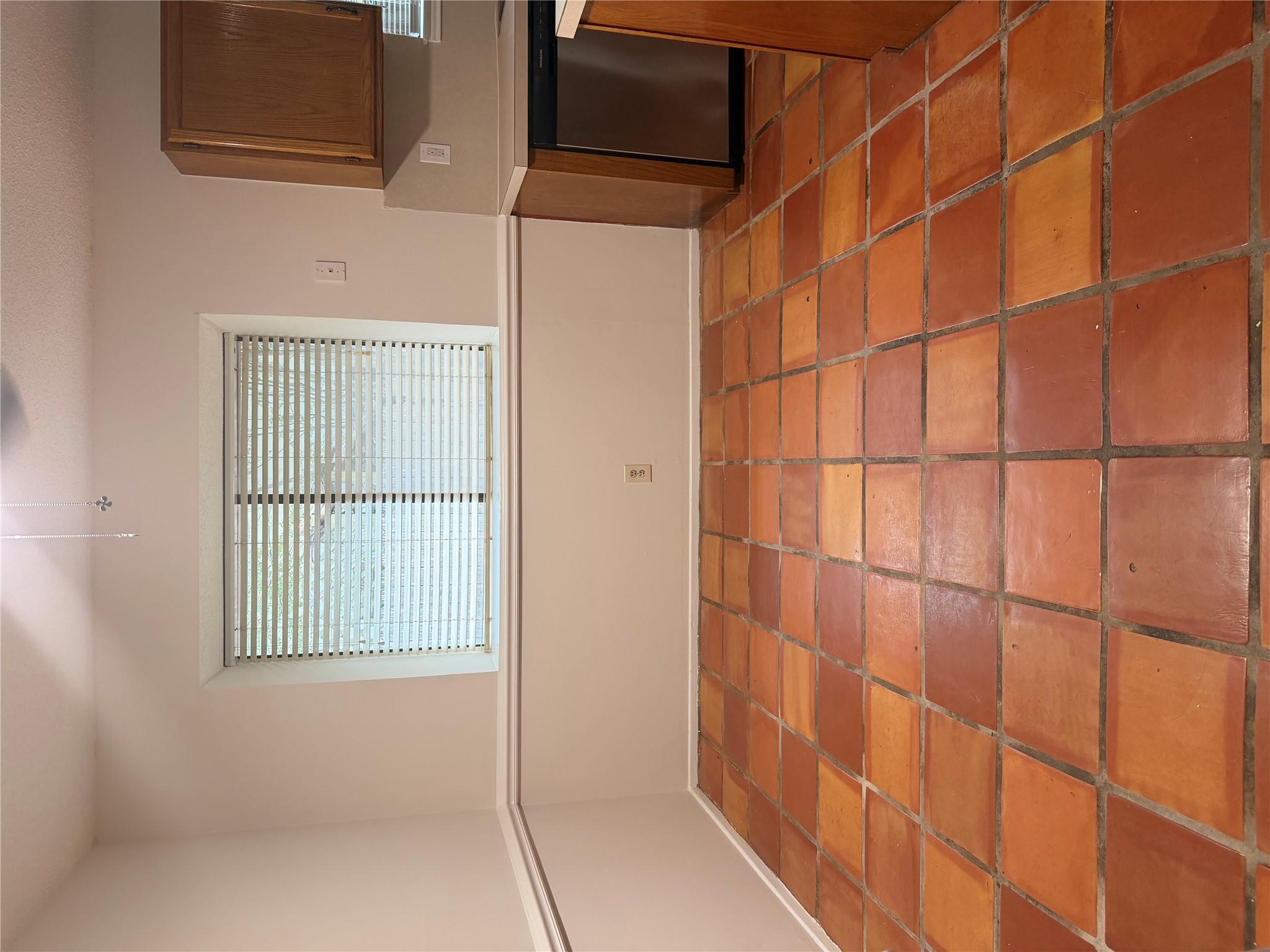 305 Cluck Creek TRL — photo 4