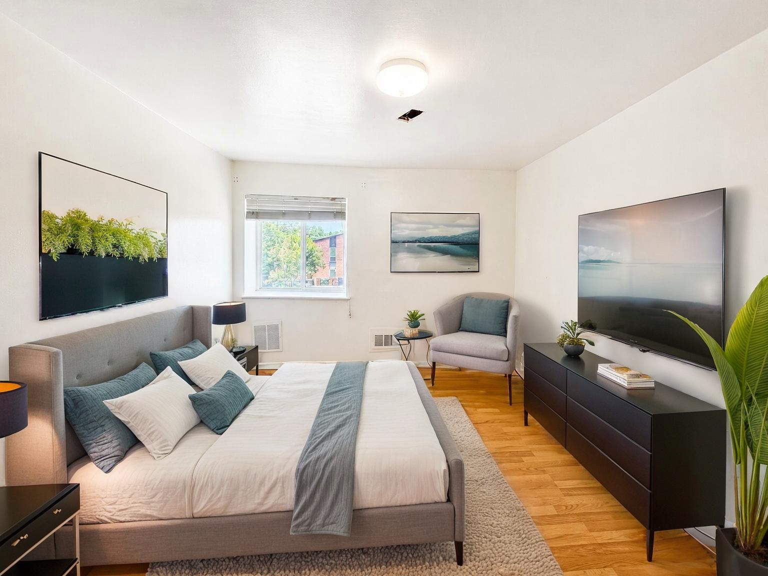 2301 Mission Hill DR #102 — photo 4