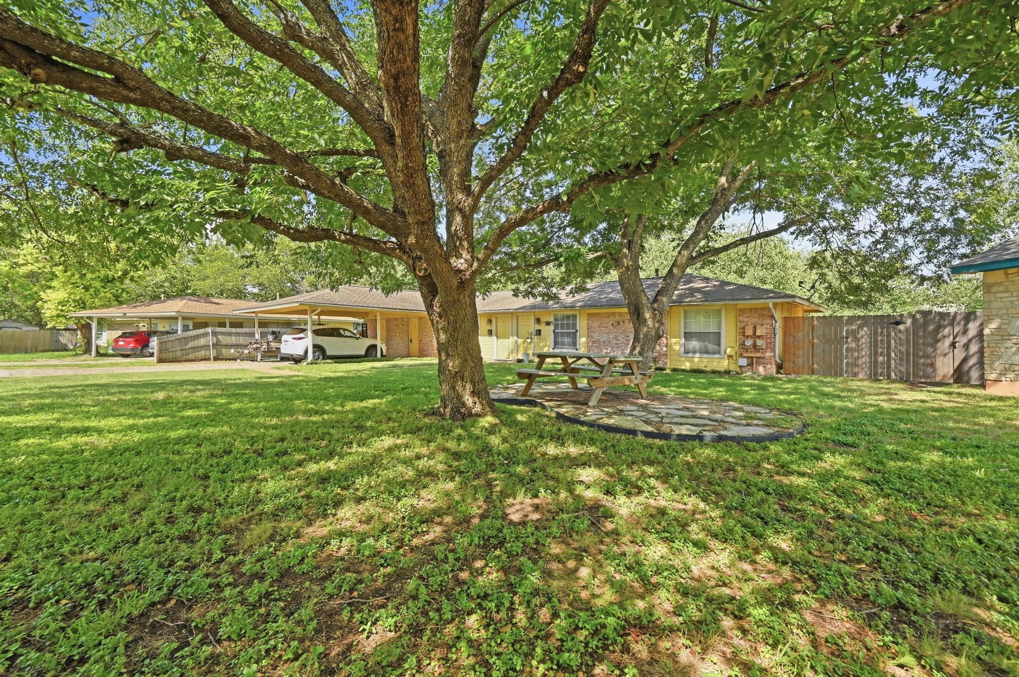 4912 Suburban DR — photo 3