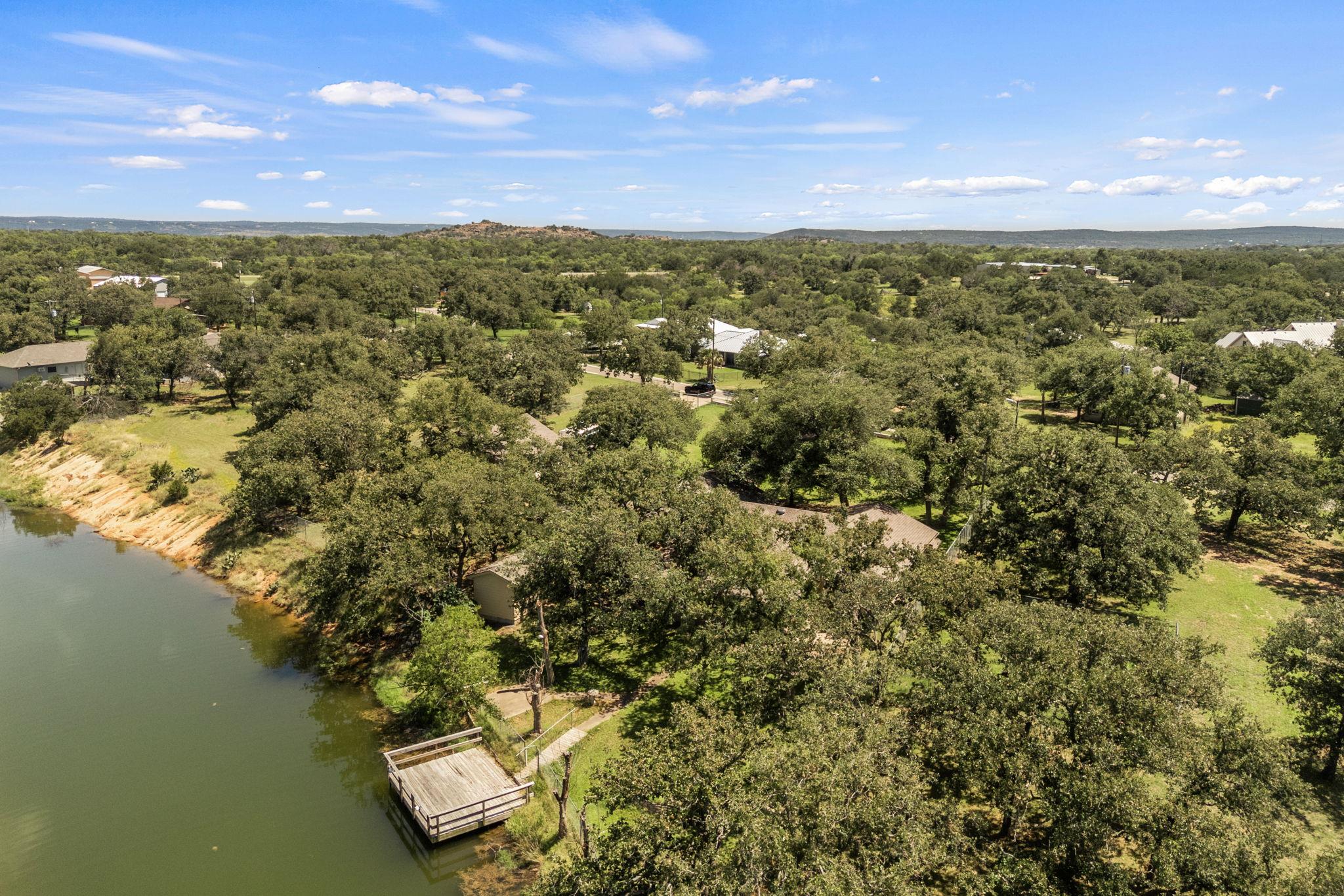 103/105 Sunset CIR — photo 4