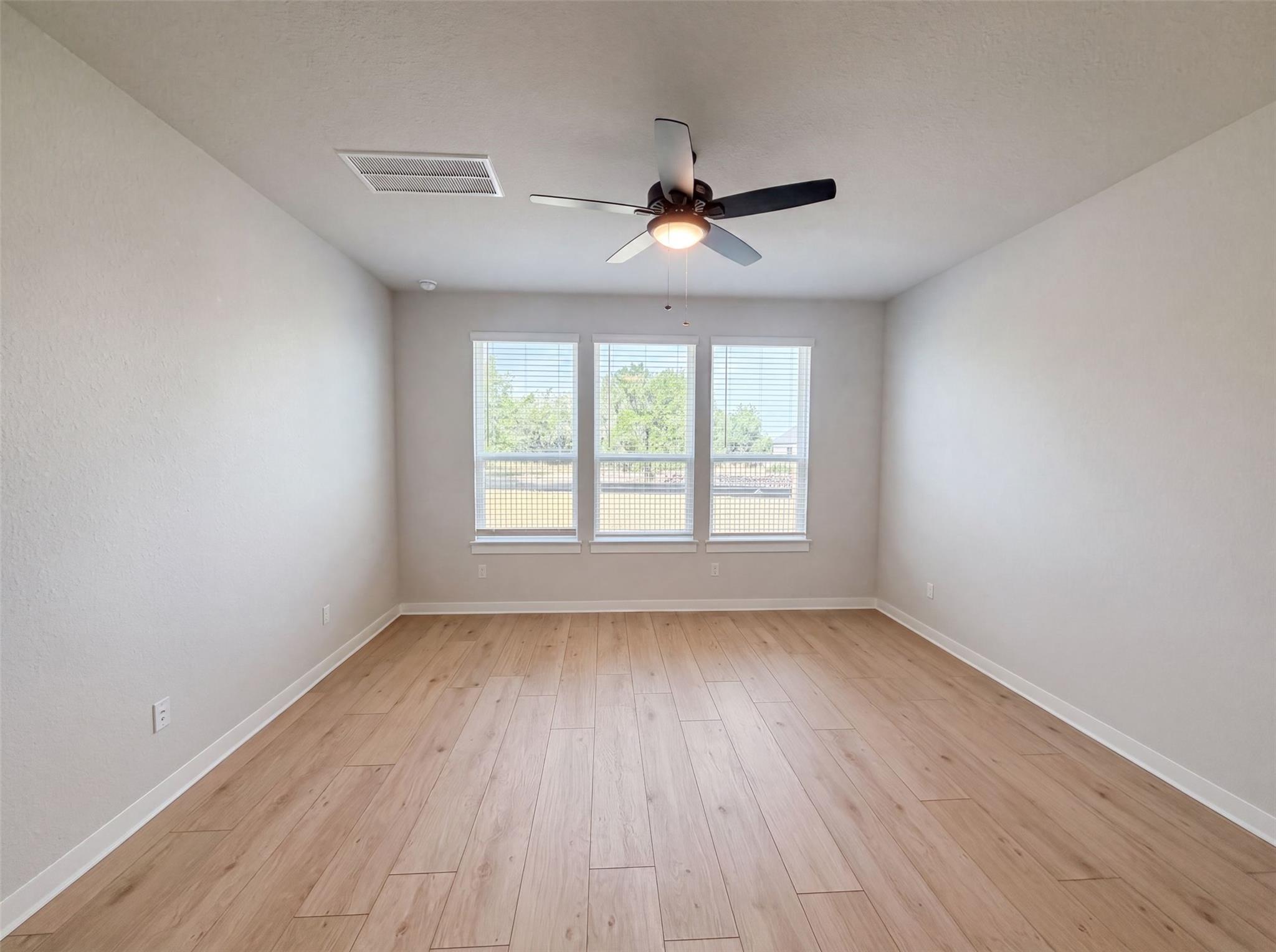 125 High Valley DR — photo 4