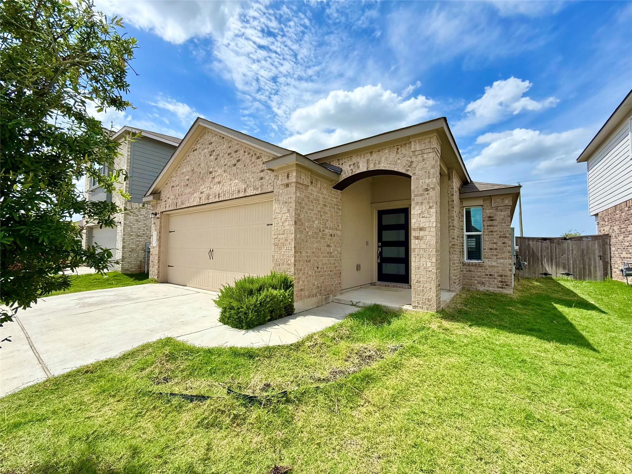 140 Canley LOOP — photo 3