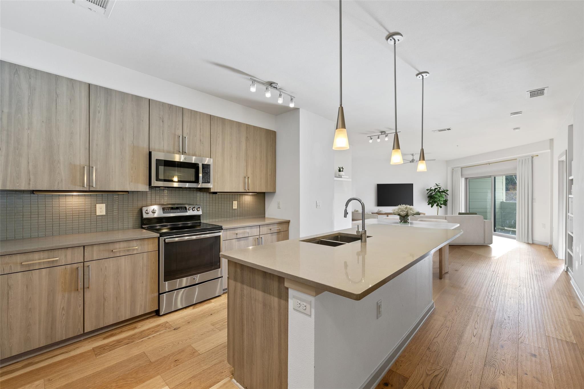3600 Lamar BLVD #206 — photo 5