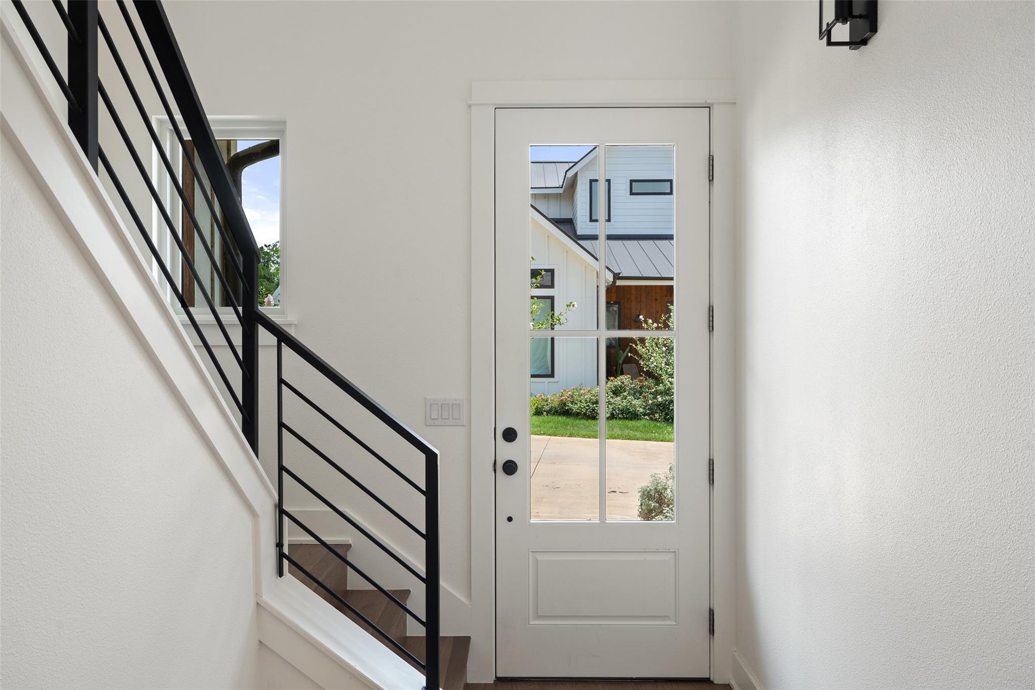 4020 Valley View RD #B — photo 5
