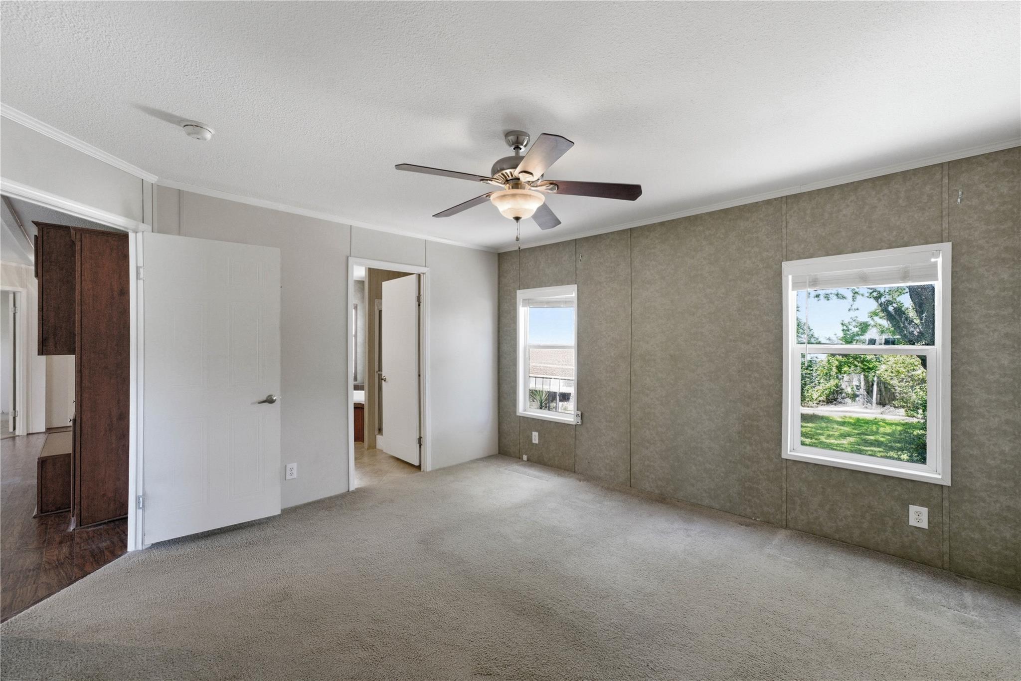 424 Ellinger RD — photo 5