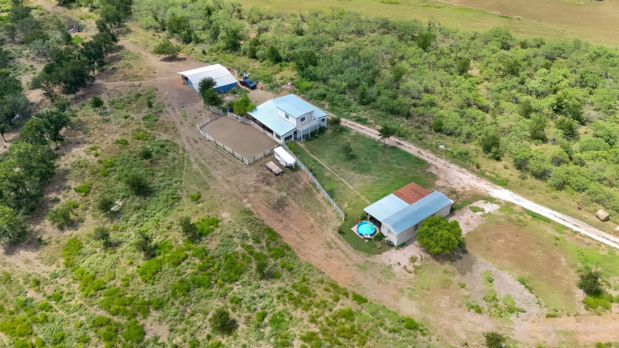 2690 County Road 466 — photo 5