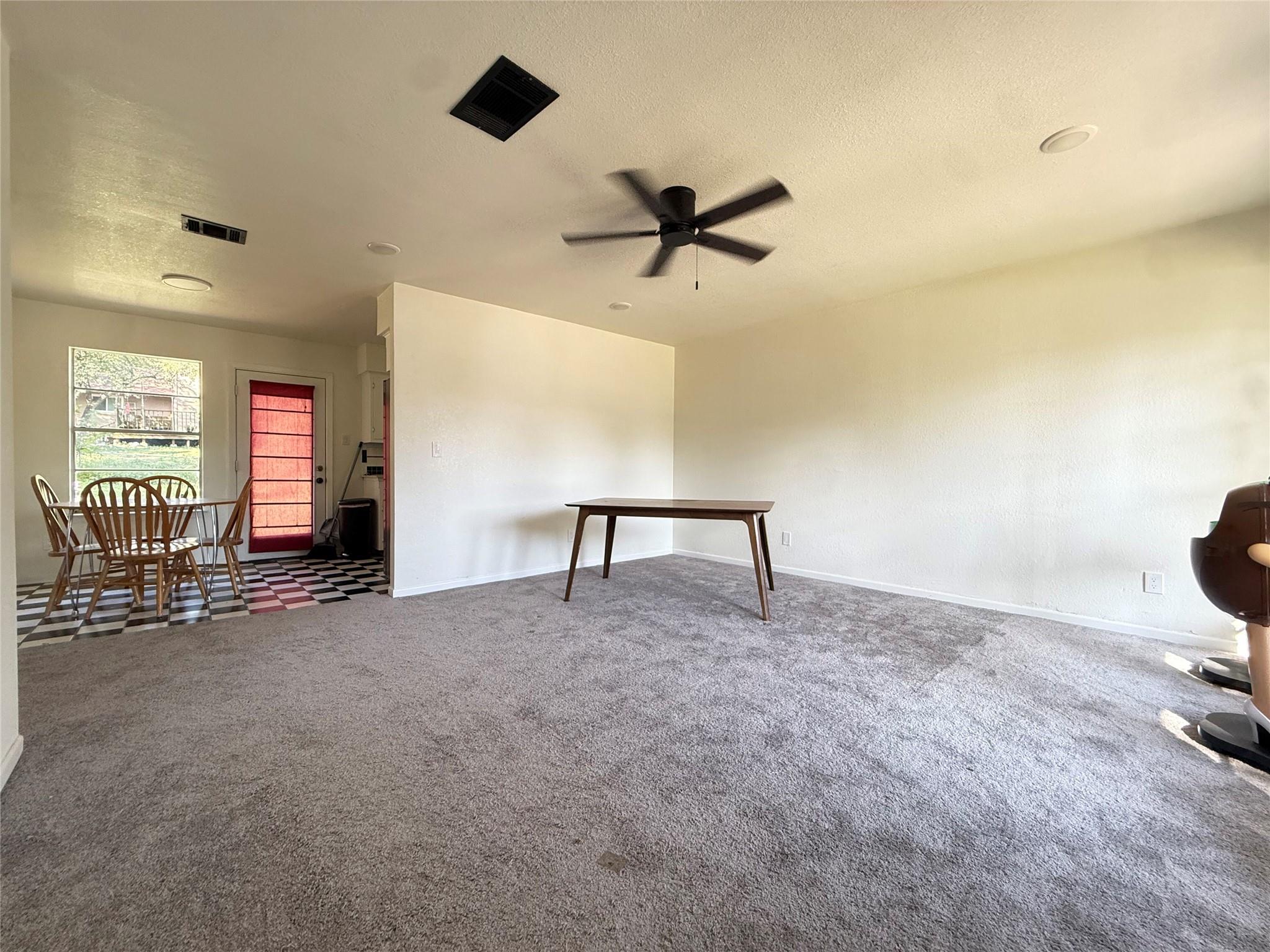 3401 Thomas Kincheon ST — photo 4