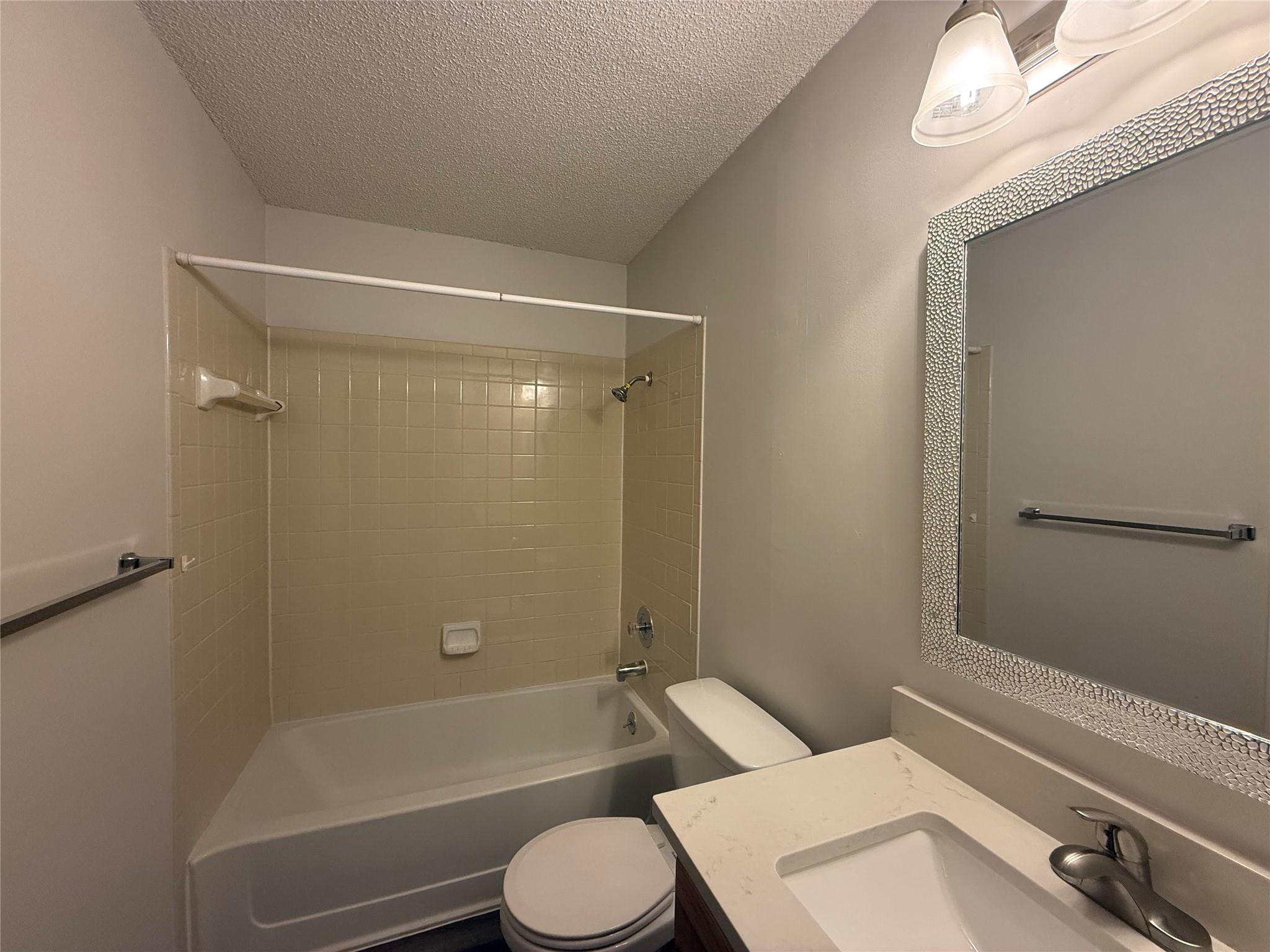 416 Greenlawn BLVD — photo 4