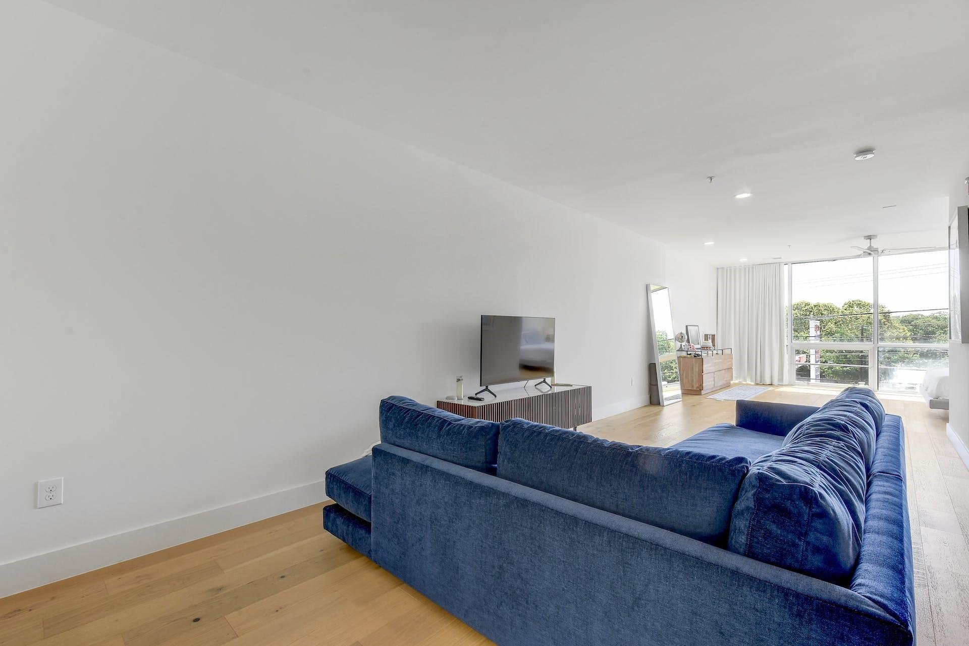 2906 1st ST #206 — photo 4